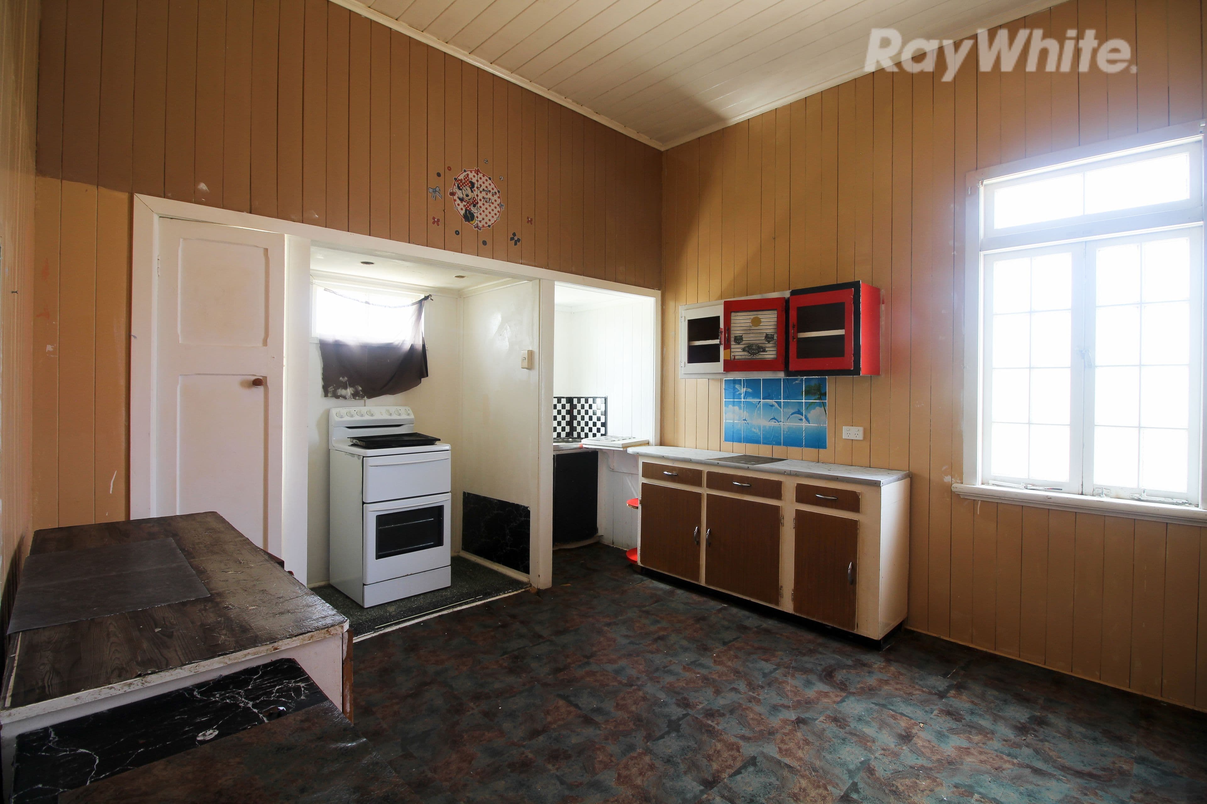 99 Downs Street, North Ipswich QLD 4305, North Ipswich - Thumbnail 3