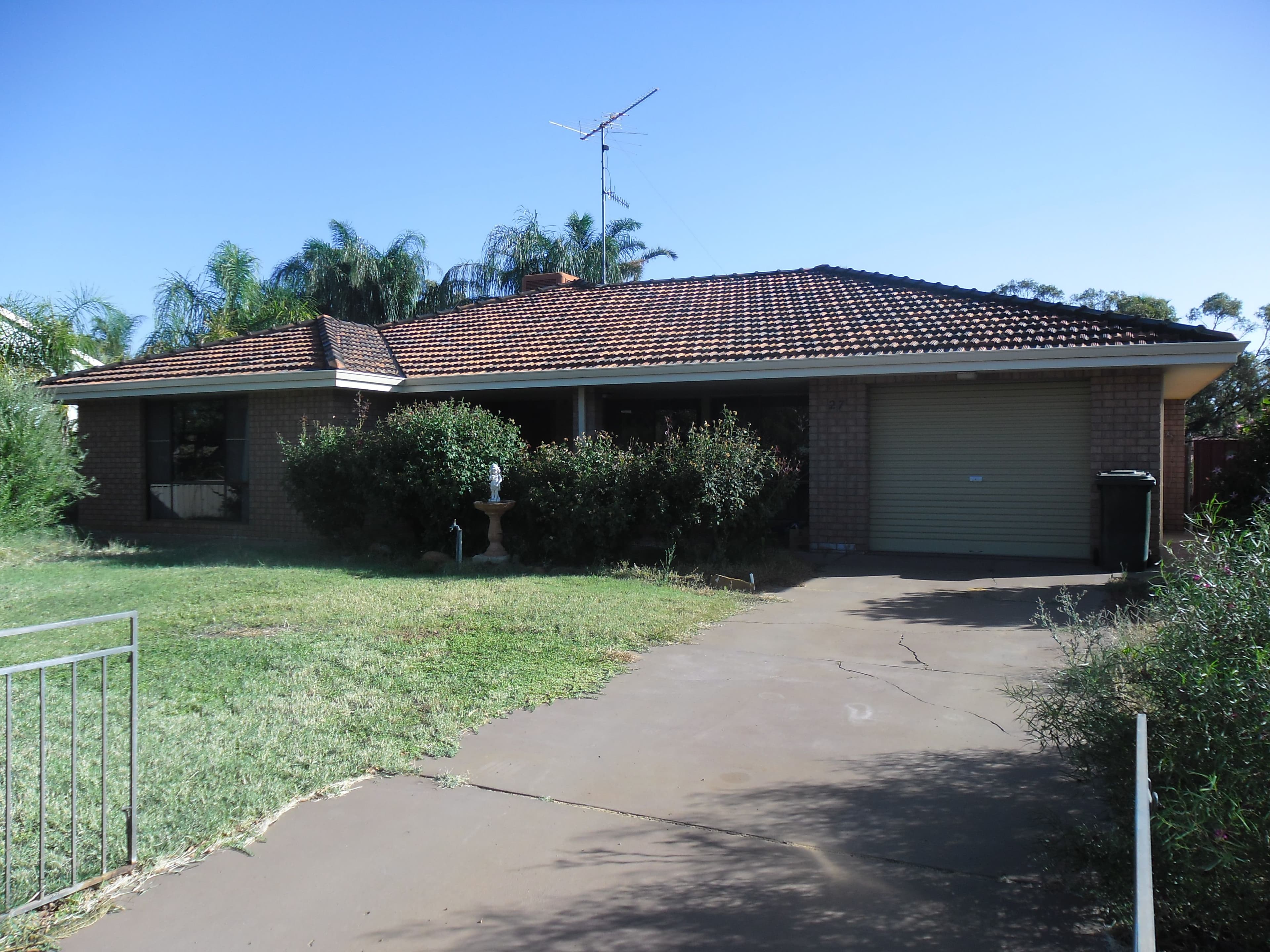 27 Caron Street, Carnamah WA 6517, Carnamah - Image 1
