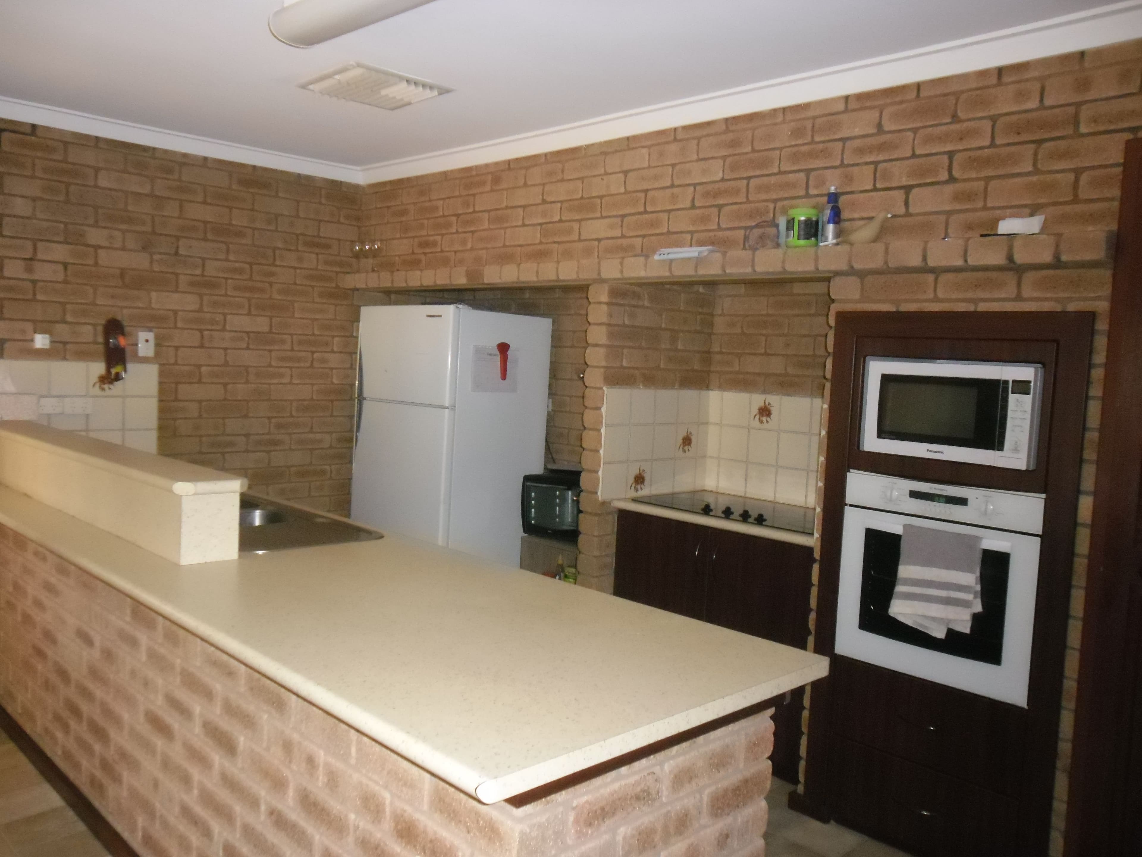 27 Caron Street, Carnamah WA 6517, Carnamah - Thumbnail 3