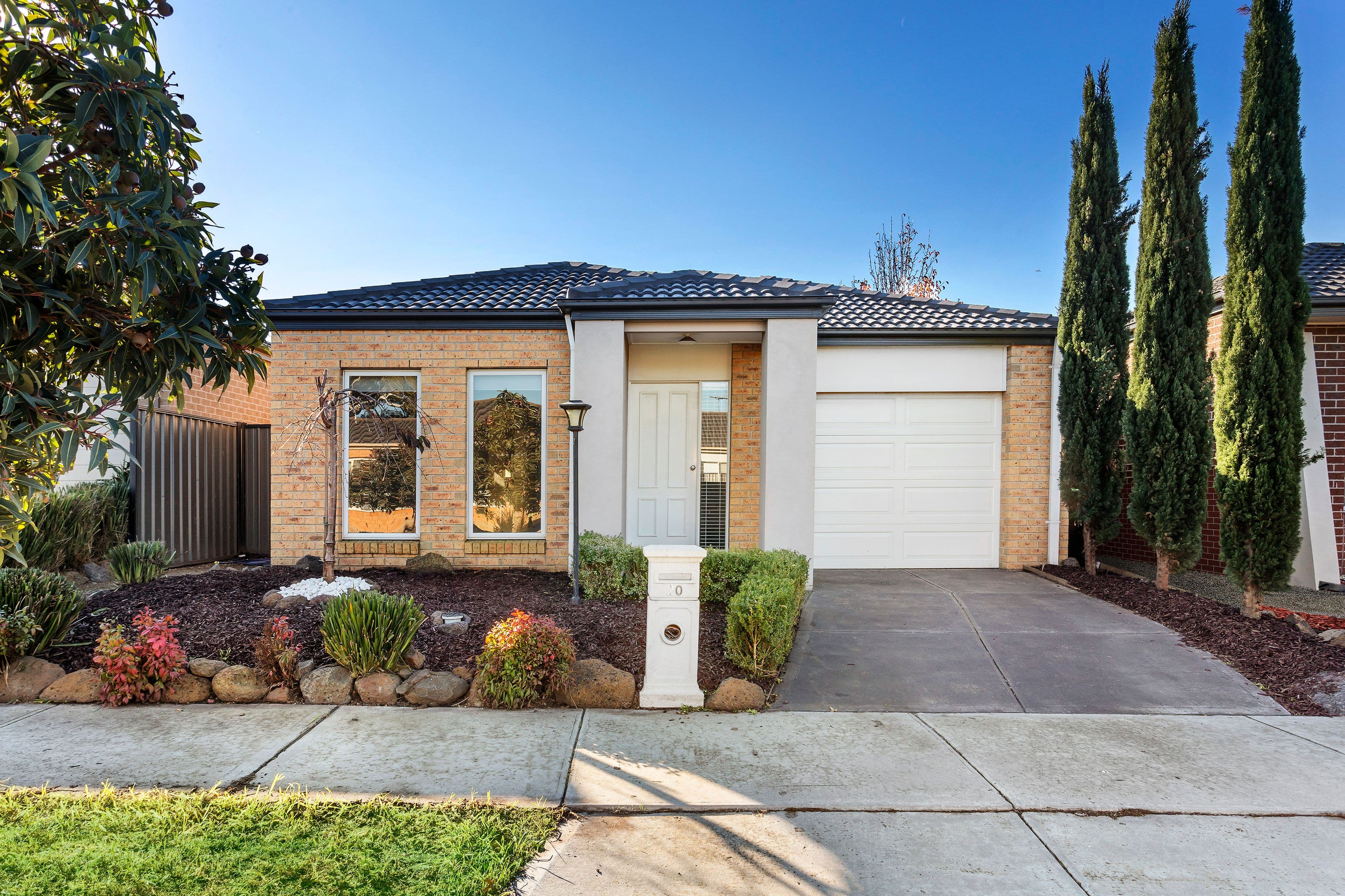 3/6-8 Murray Court, Cranbourne - Image 1