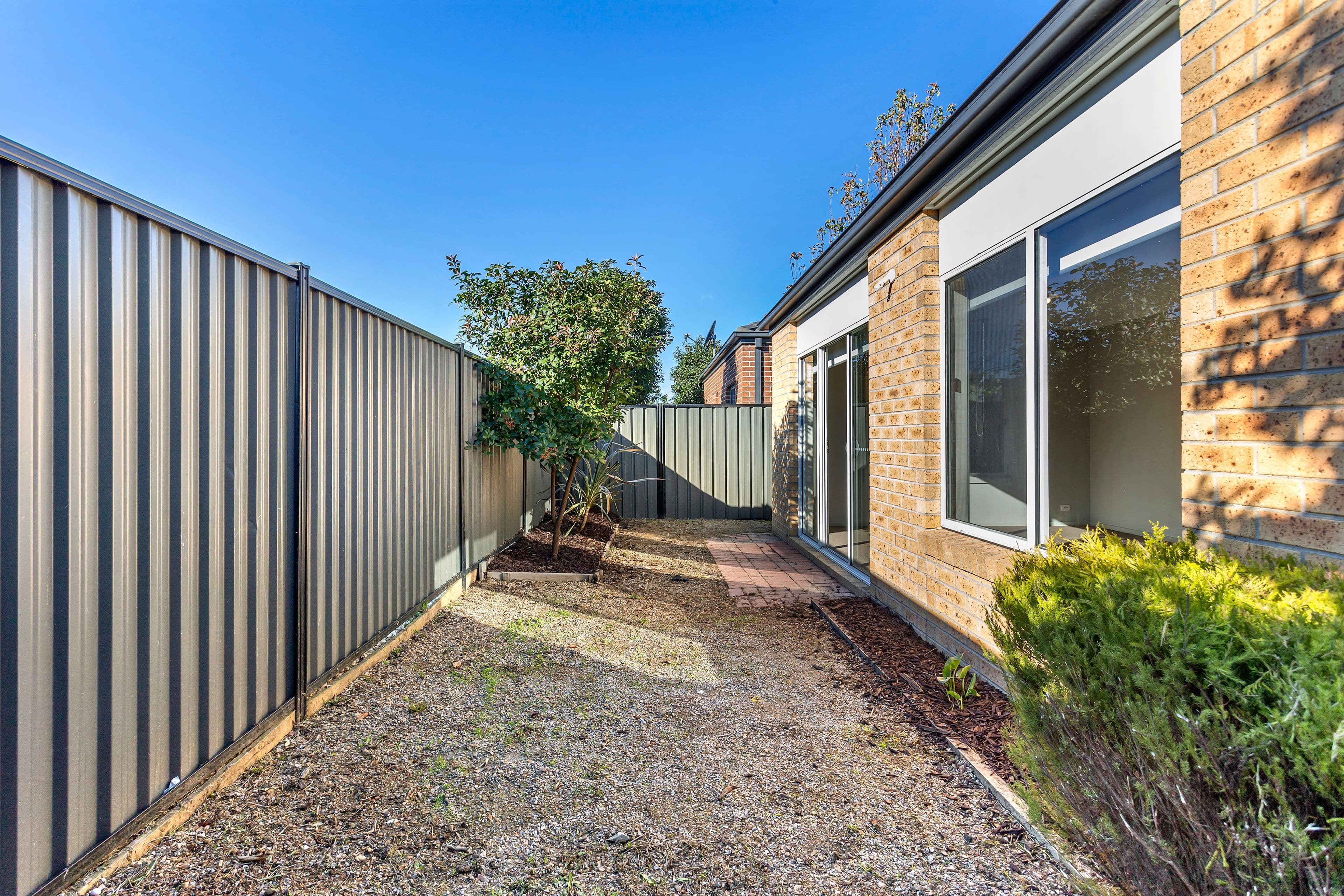 3/6-8 Murray Court, Cranbourne - Thumbnail 4