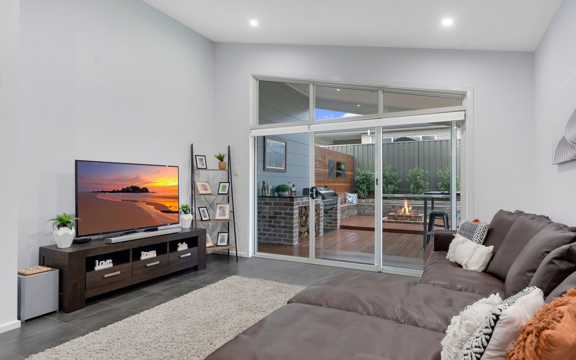 4 Jennings Crescent, Spring Farm NSW 2570, Spring Farm - Thumbnail 3