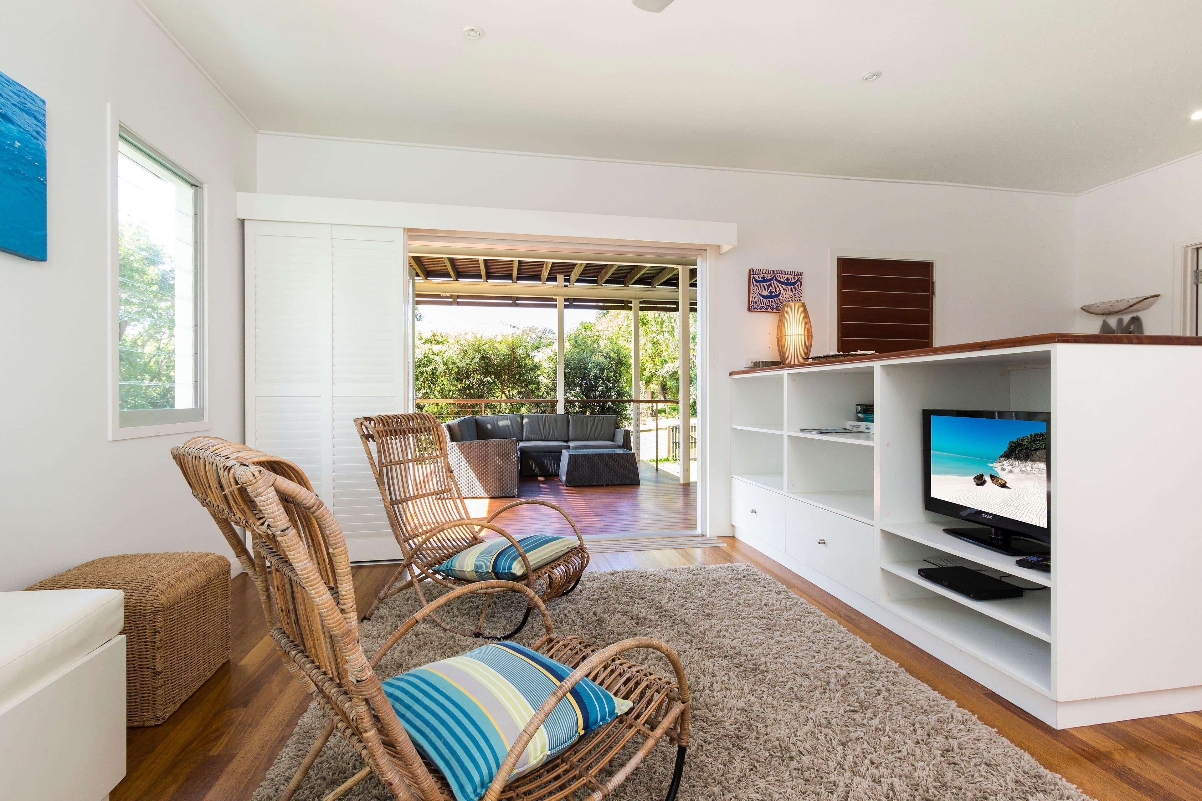 10 Bambara Street, Point Lookout QLD 4183, Point Lookout - Thumbnail 6