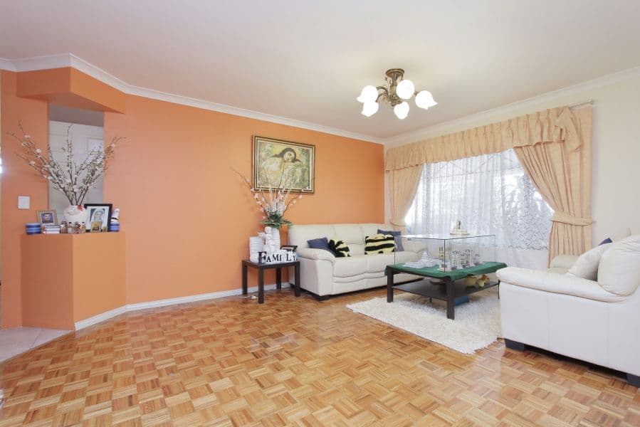 35 Ottawa Crescent, Beechboro WA 6063, Beechboro - Thumbnail 2