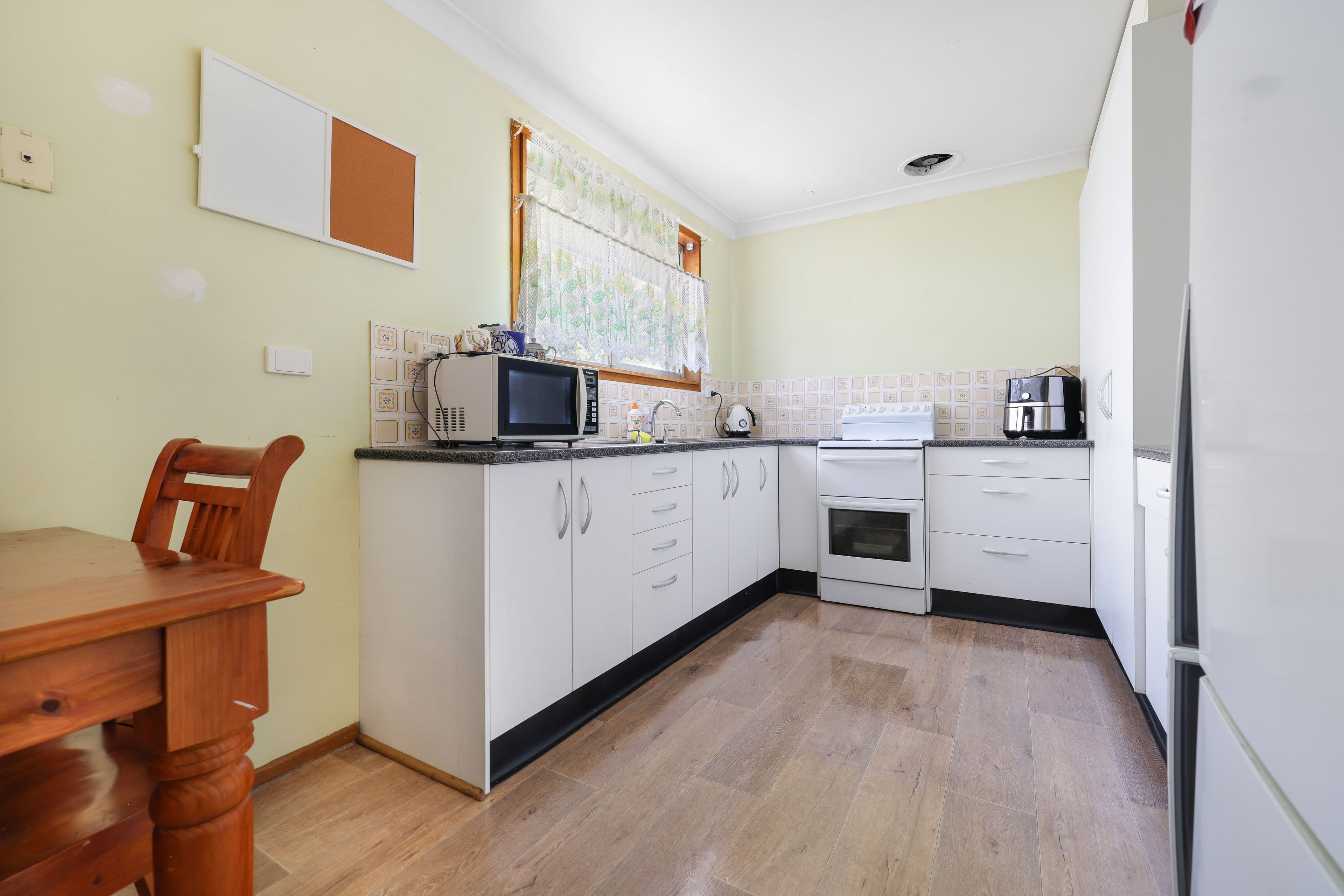 10 MacGregor Street, Tamworth NSW 2340, West Tamworth - Thumbnail 4
