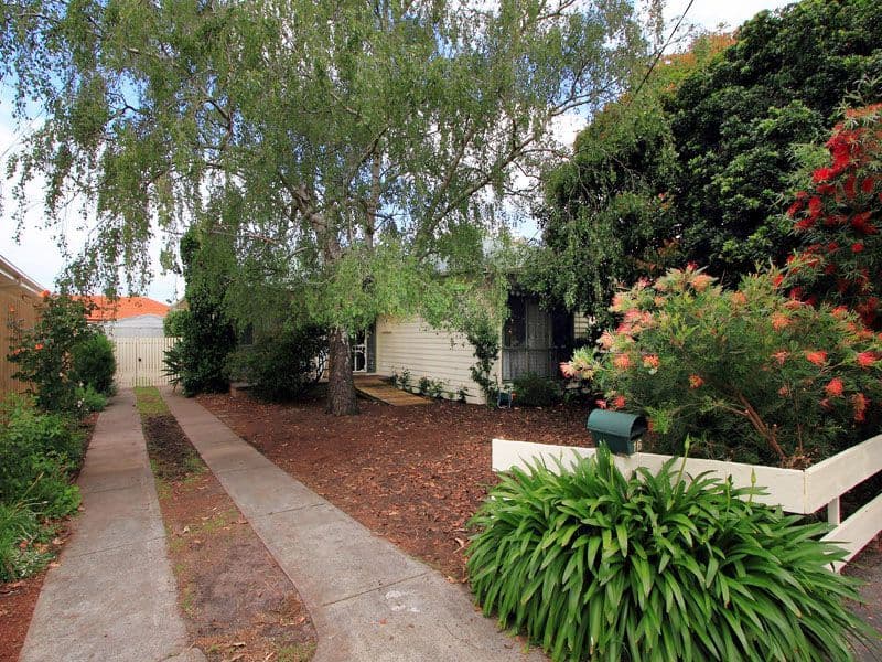 16 Cox Street, CHELTENHAM VIC 3192, Cheltenham - Thumbnail 2