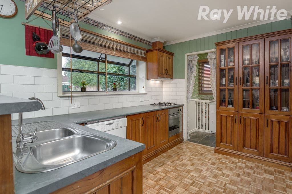15 Gyra Court, Bundoora VIC 3083, Bundoora - Thumbnail 4