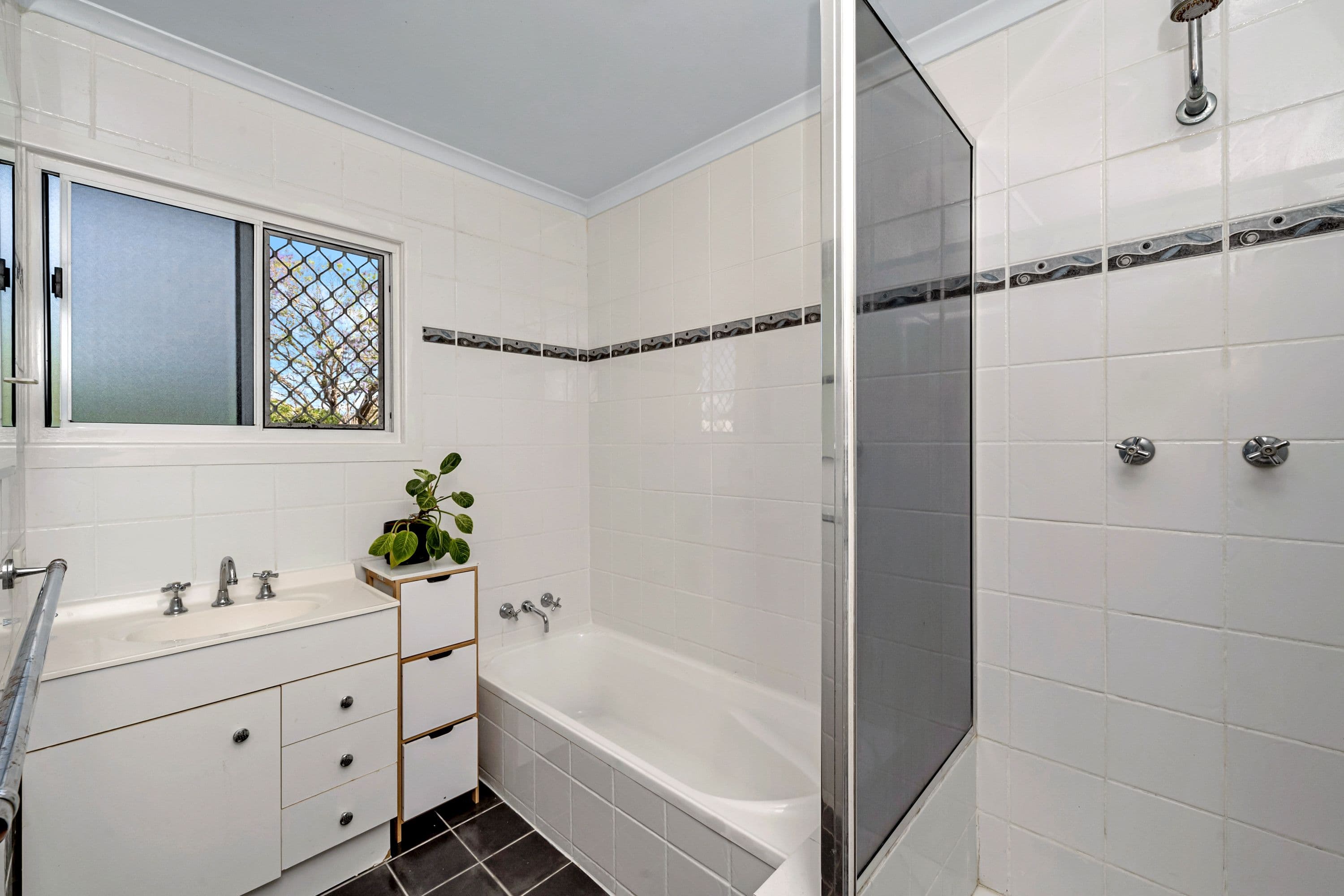 20 Sweet Street, Rosslea QLD 4812, Rosslea - Thumbnail 8