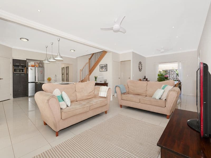 16 Caber Street, KENMORE QLD 4069, Kenmore - Thumbnail 3