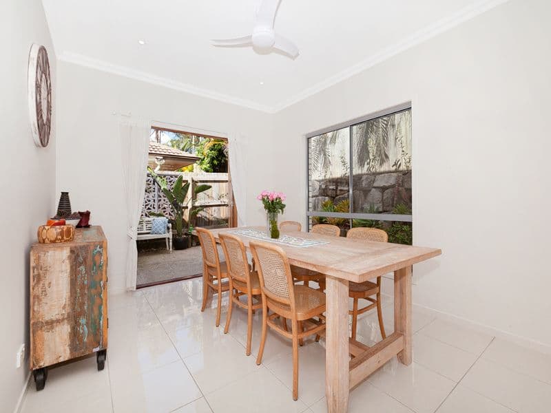 16 Caber Street, KENMORE QLD 4069, Kenmore - Thumbnail 6
