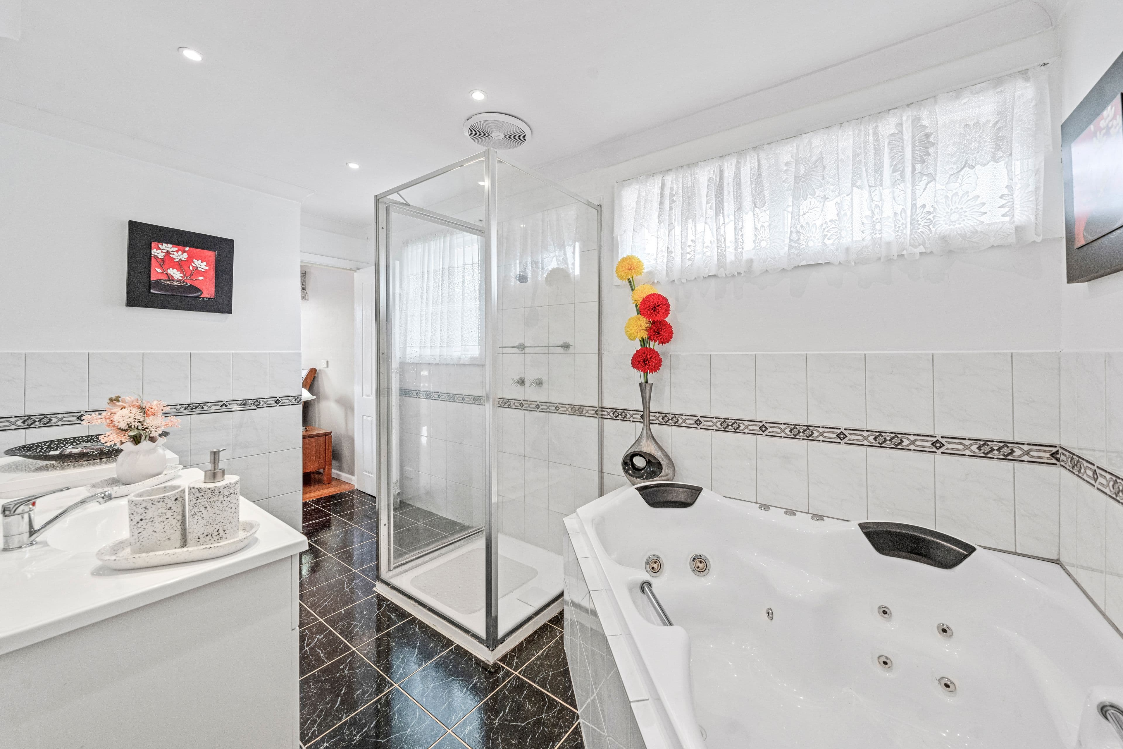 64 First Avenue, Dandenong North VIC 3175, Dandenong North - Thumbnail 6