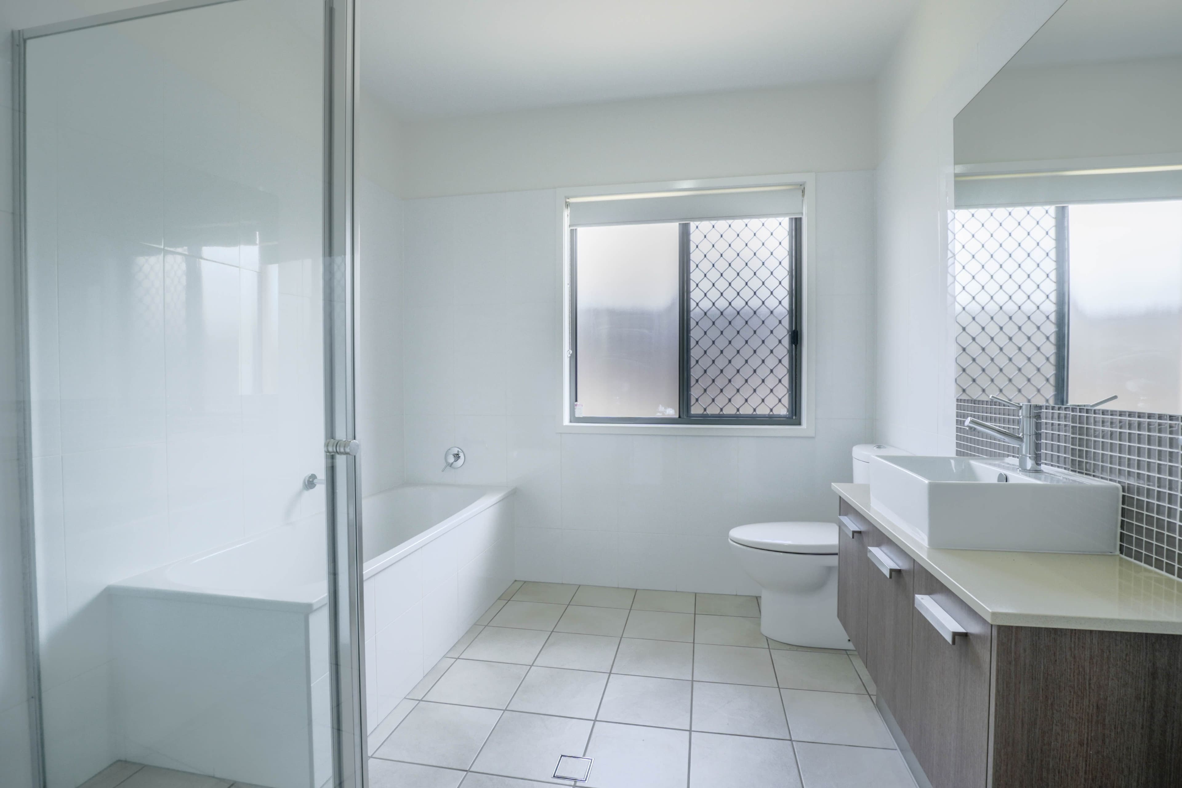 5 Isla Court, New Auckland QLD 4680, New Auckland - Thumbnail 5