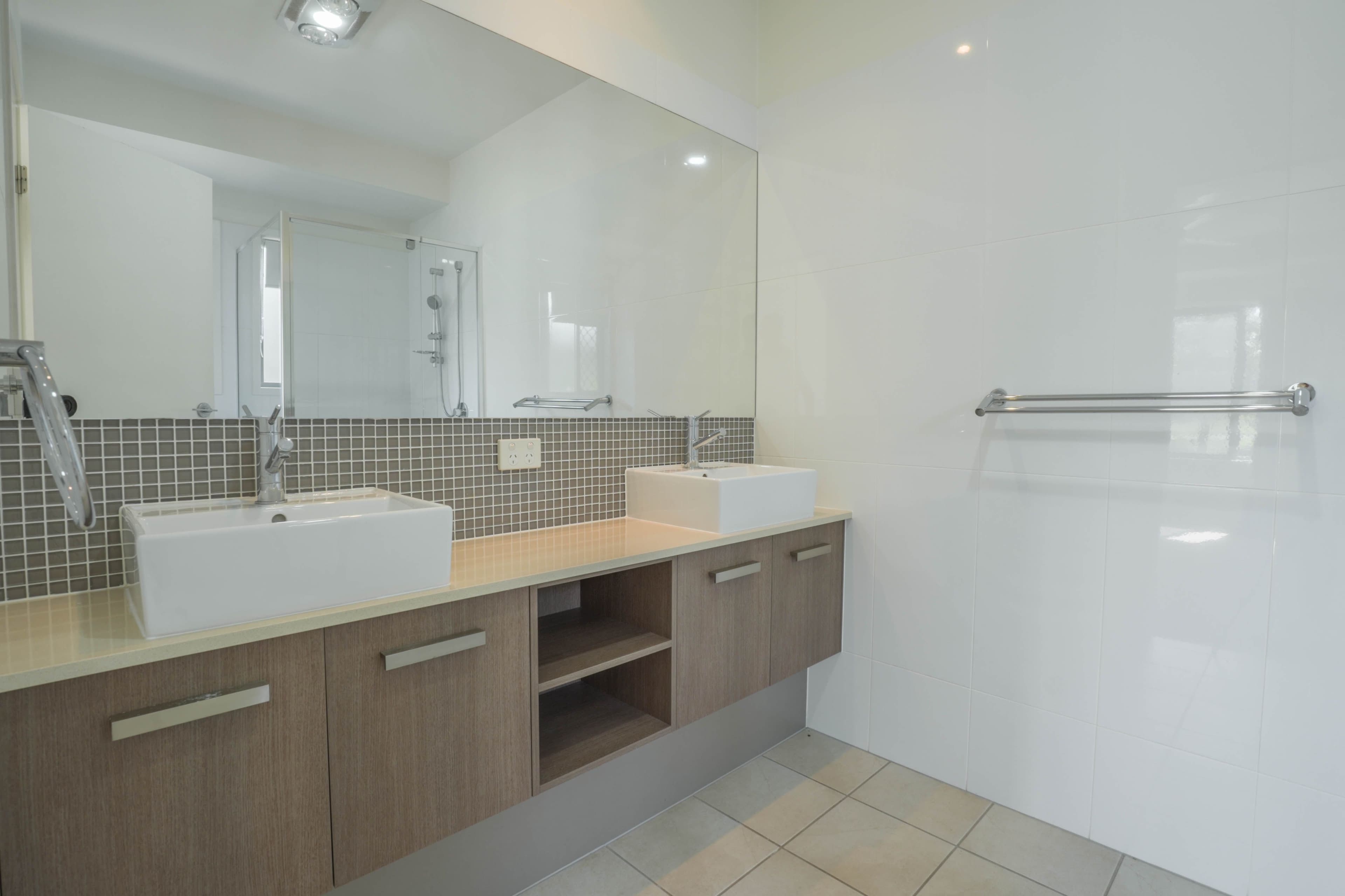 5 Isla Court, New Auckland QLD 4680, New Auckland - Thumbnail 7