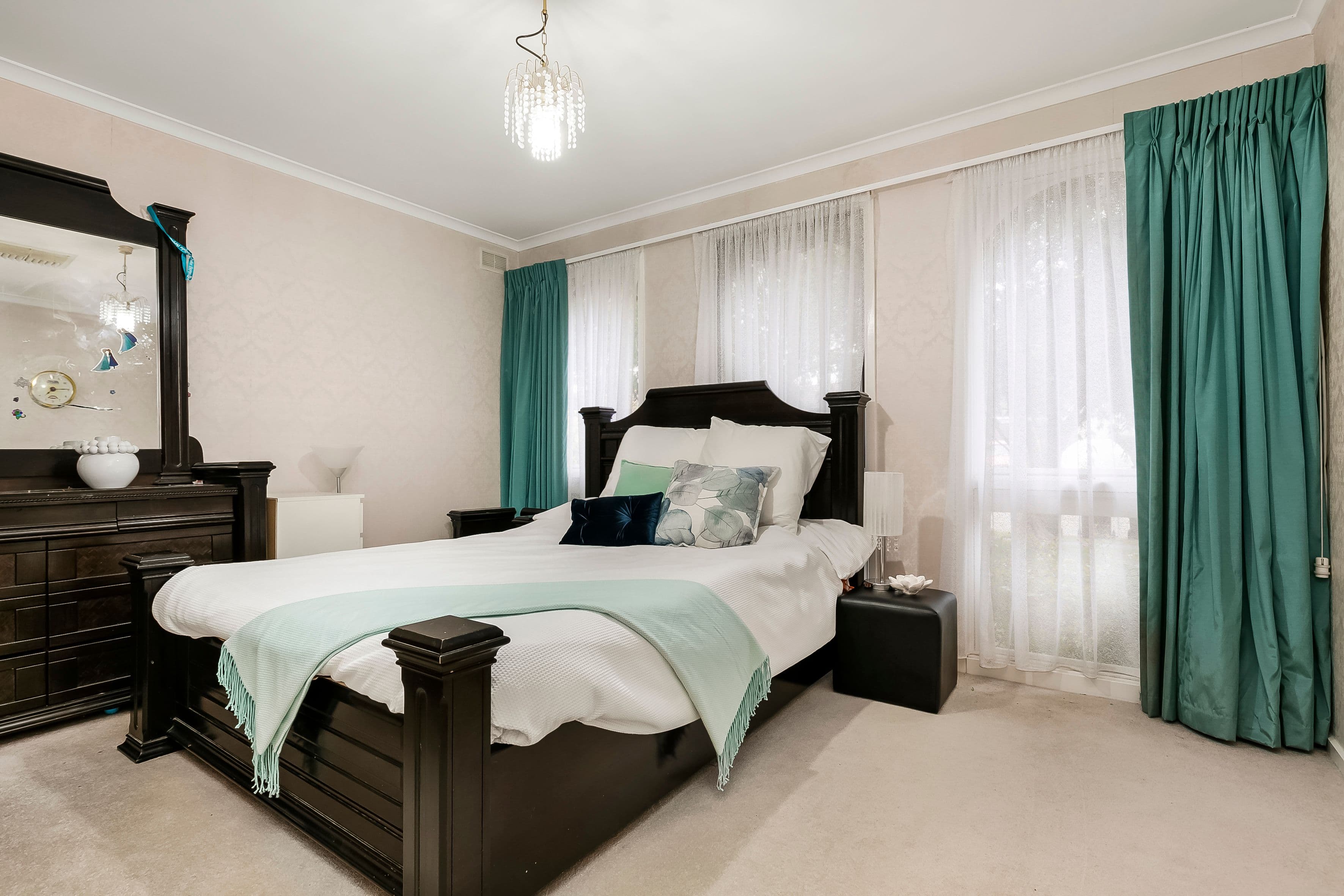 18 Knights Drive, Glen Waverley VIC 3150, Glen Waverley - Thumbnail 6