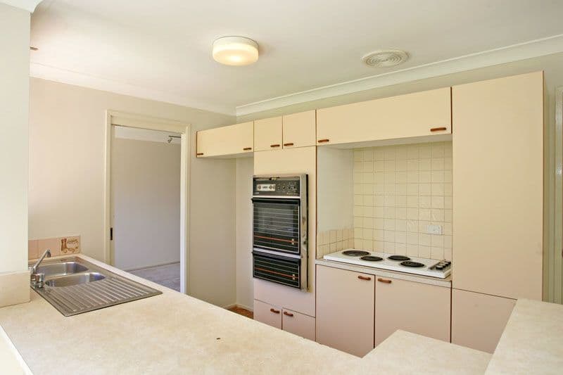 24 Hawkesbury Close, BATEAU BAY NSW 2261, Bateau Bay - Thumbnail 4