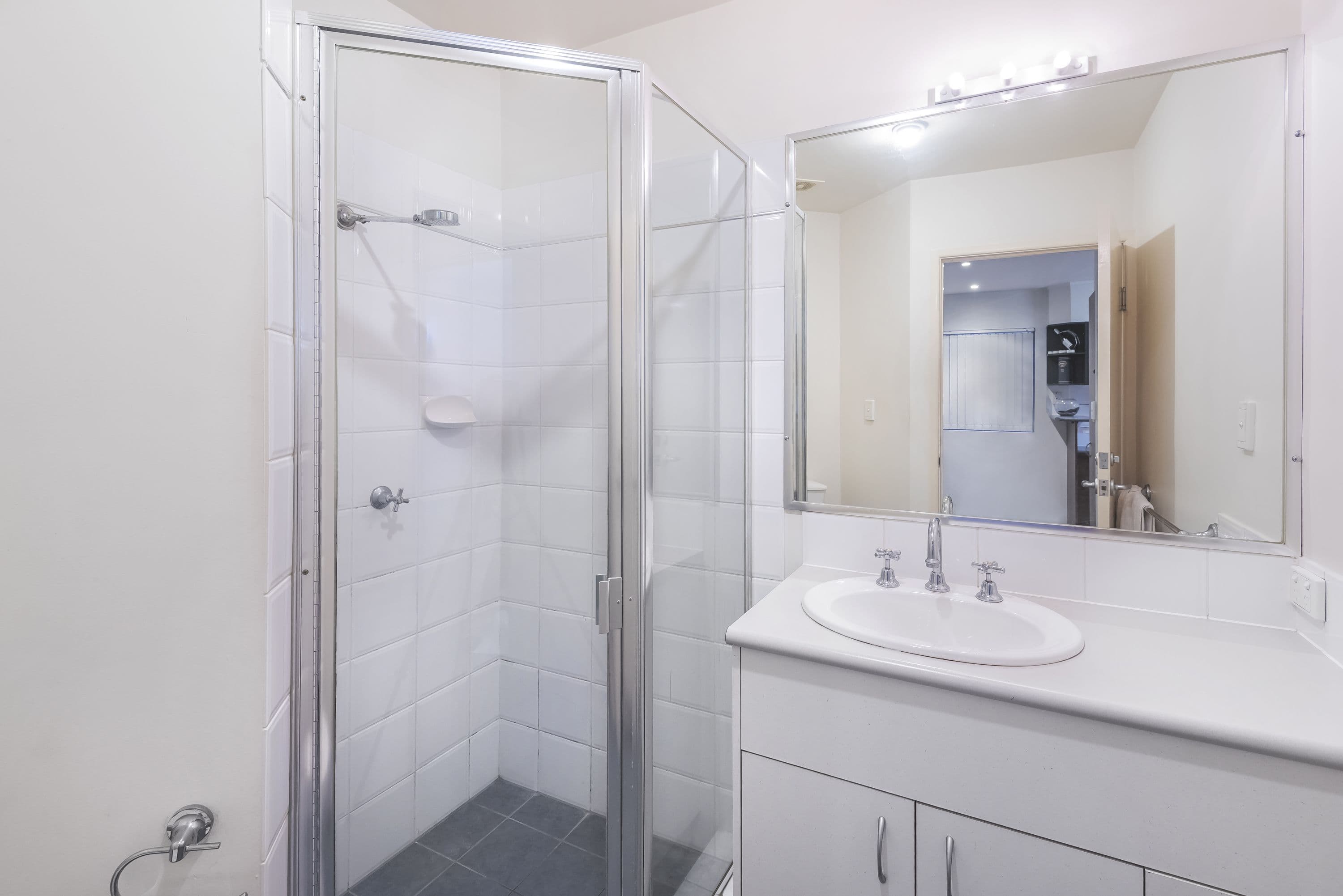 58 YORK Parade, Spring Hill QLD 4000, Spring Hill - Thumbnail 7