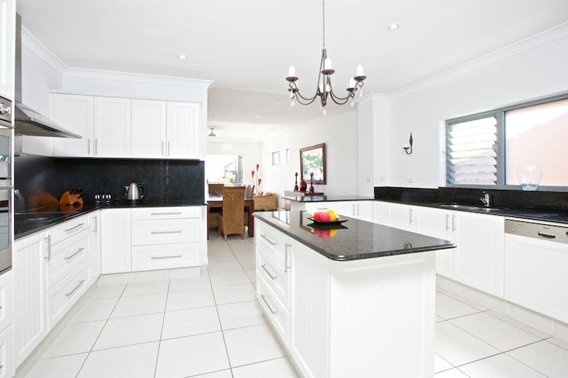 9 Dirk Hartog Place, HOLLYWELL QLD 4216, Hollywell - Thumbnail 6
