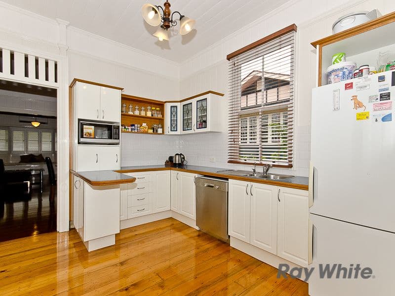 27 Lade Street, GAYTHORNE QLD 4051, Gaythorne - Thumbnail 6