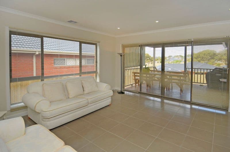 4 Roaming Road, DOREEN VIC 3754, Doreen - Thumbnail 6