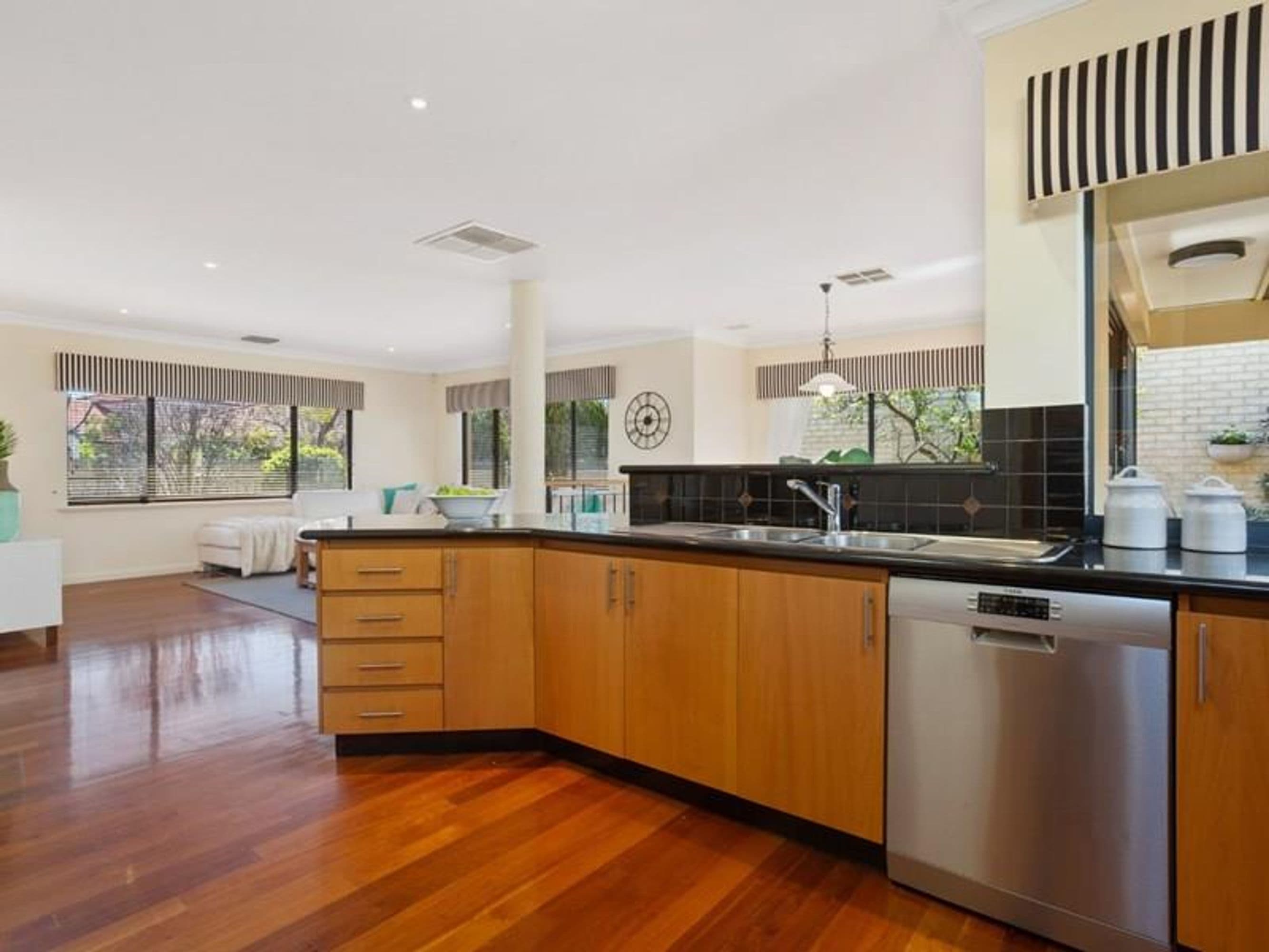50 Bronzewing Loop, Wembley, WA 6014, Subiaco - Thumbnail 7