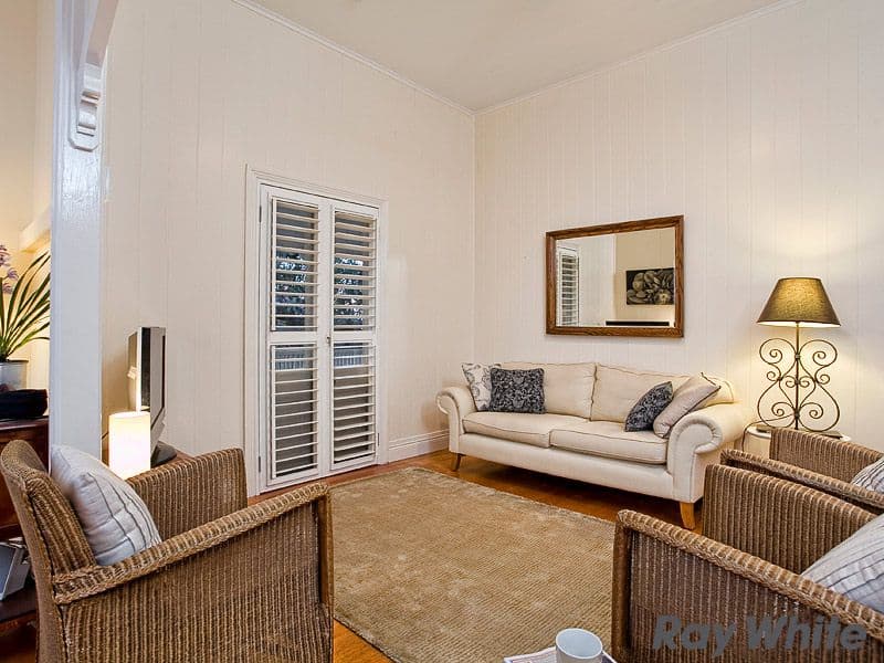 48 Sixth Avenue, WINDSOR QLD 4030, Windsor - Thumbnail 4
