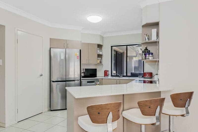 16 Stoney Creek Circuit, Ormeau - Thumbnail 8