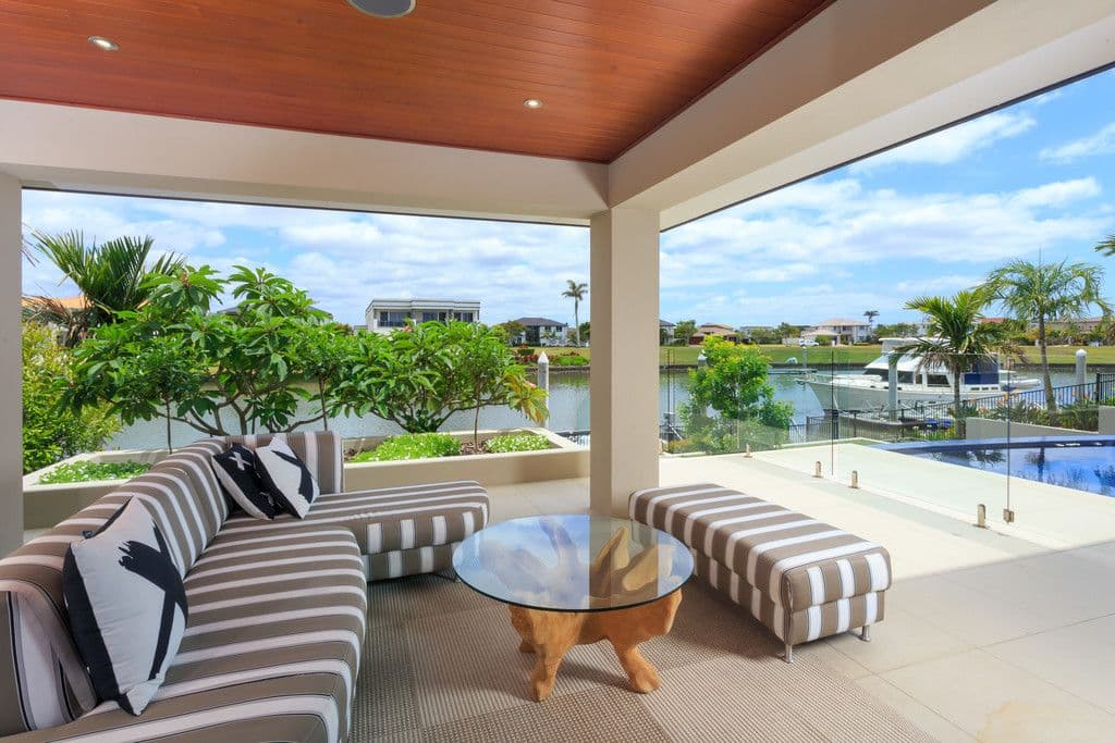 2206 Taromeo Court, Hope Island QLD 4212, Hope Island - Thumbnail 3