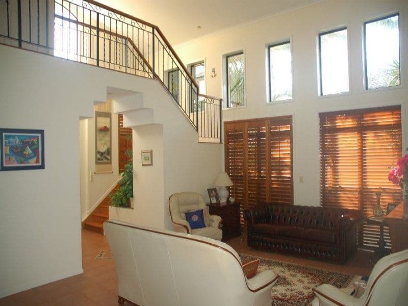 7 Ehlers Close, CARINDALE QLD 4152, Carindale - Thumbnail 2