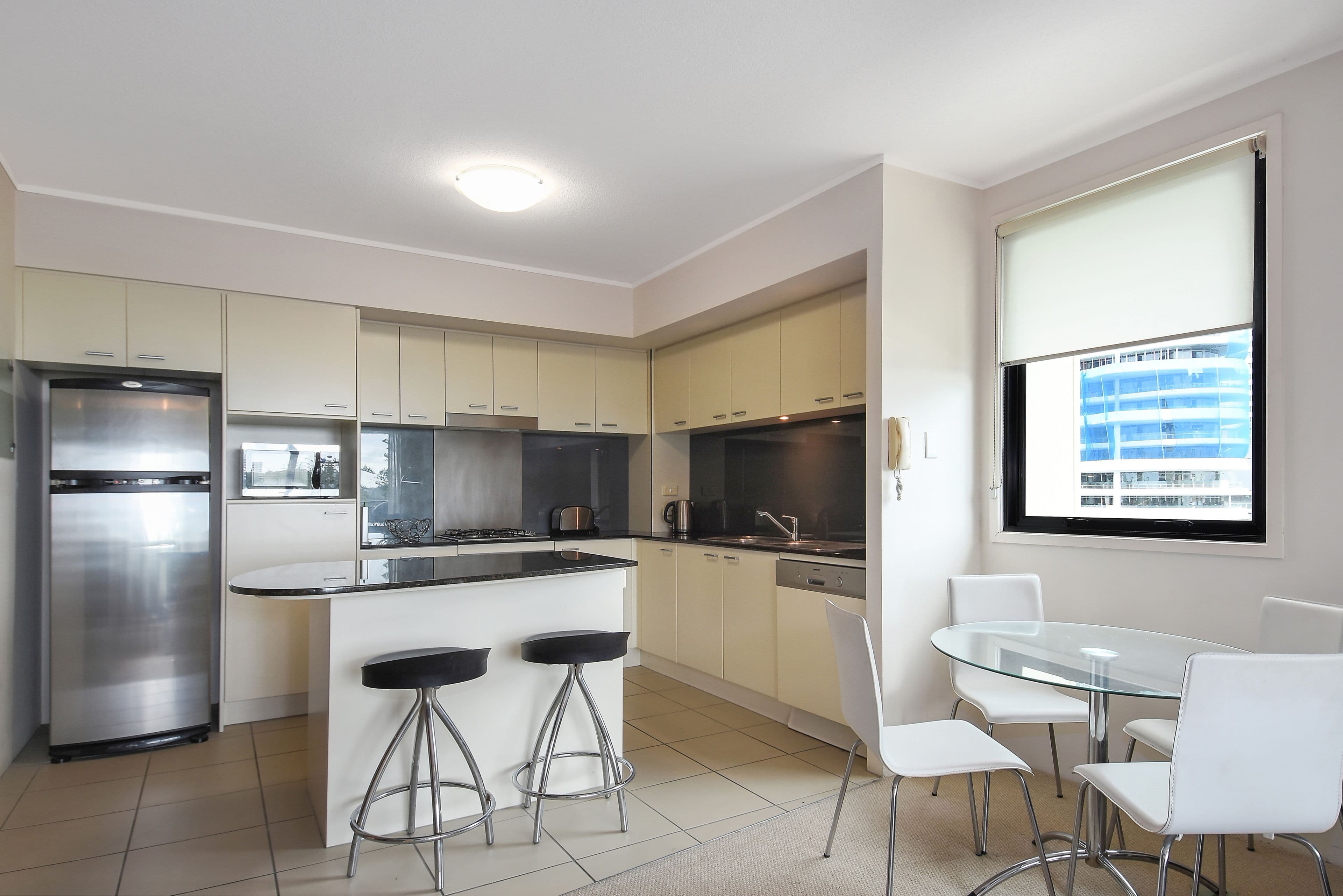 2685 Gold Coast Highway, Broadbeach QLD 4218, Broadbeach - Thumbnail 3