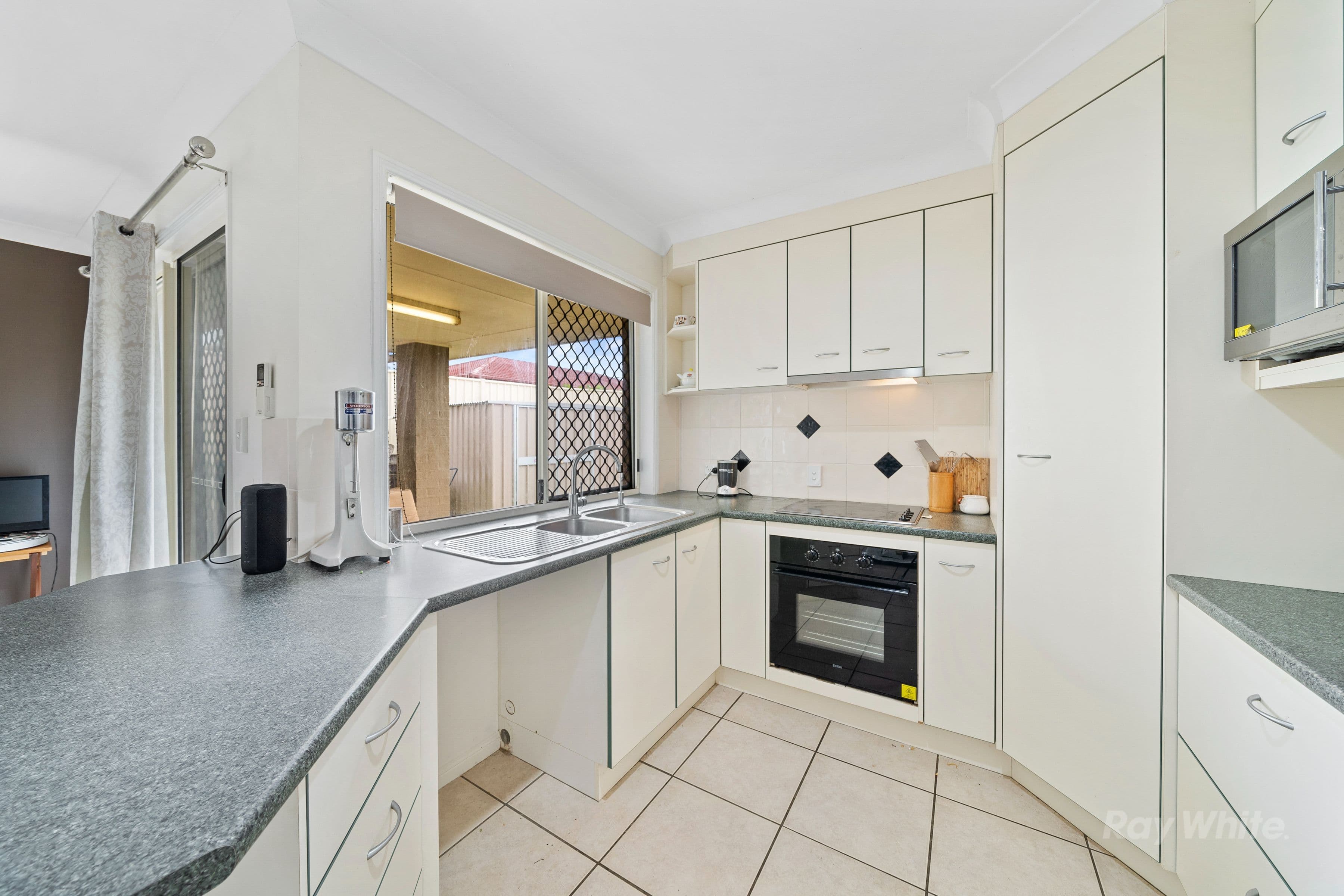 50 Judith Street, Crestmead QLD 4132, Crestmead - Thumbnail 3