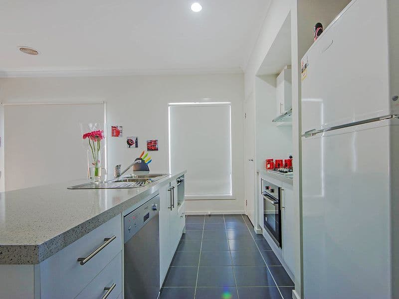 96 Eltham Parade, WYNDHAM VALE VIC 3024, Wyndham Vale - Thumbnail 5