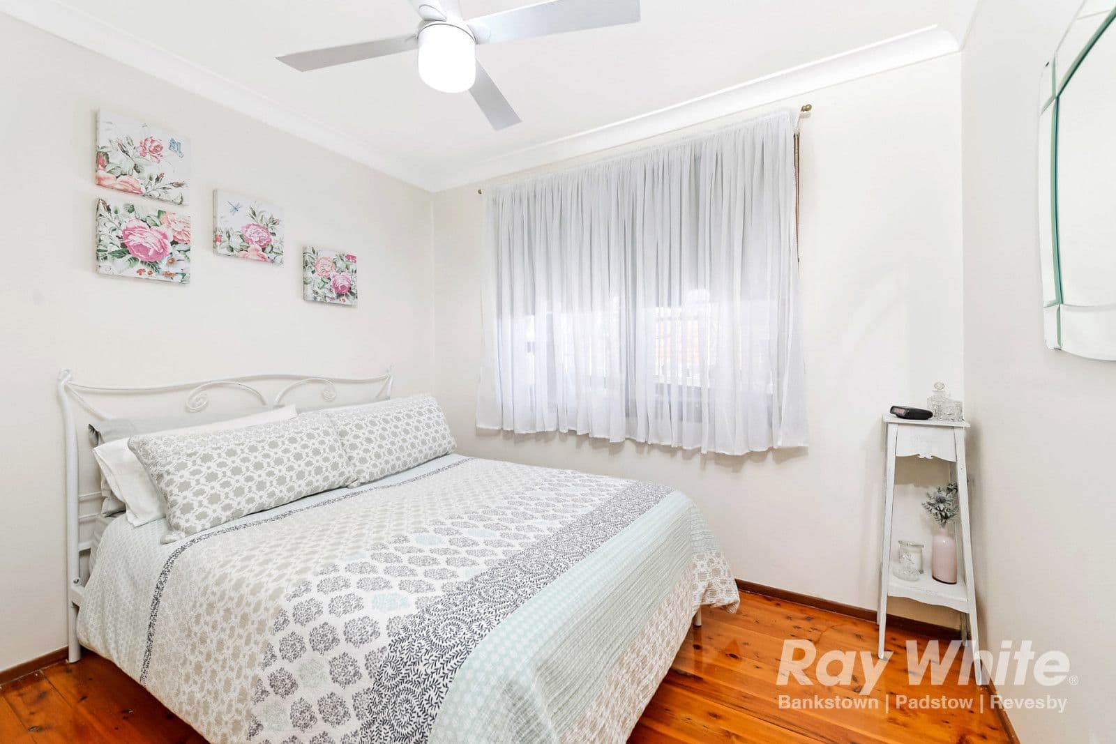 37 Oak Drive, Georges Hall - Thumbnail 6