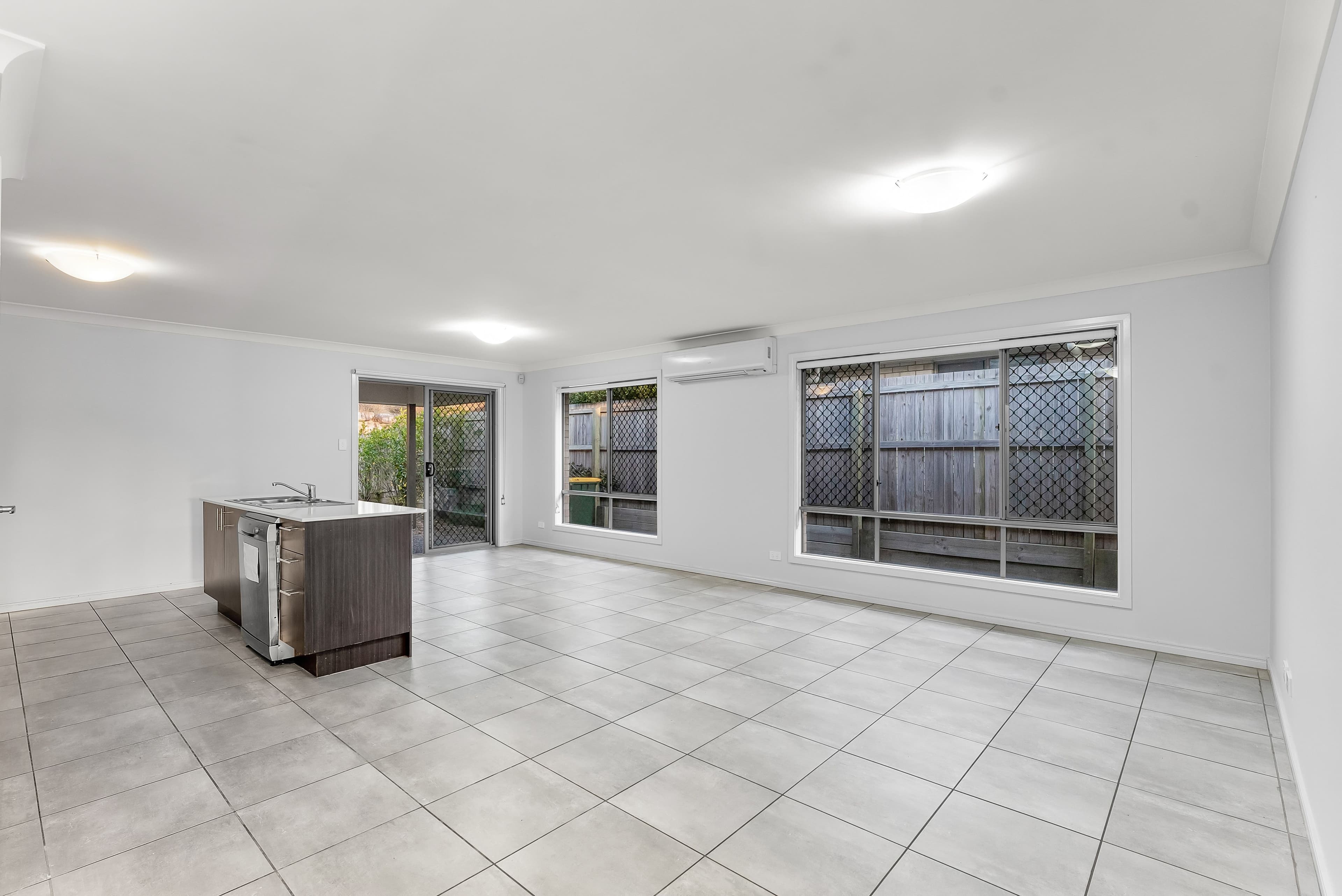 85 Mapleton Drive, North Lakes QLD 4509, North Lakes - Thumbnail 4