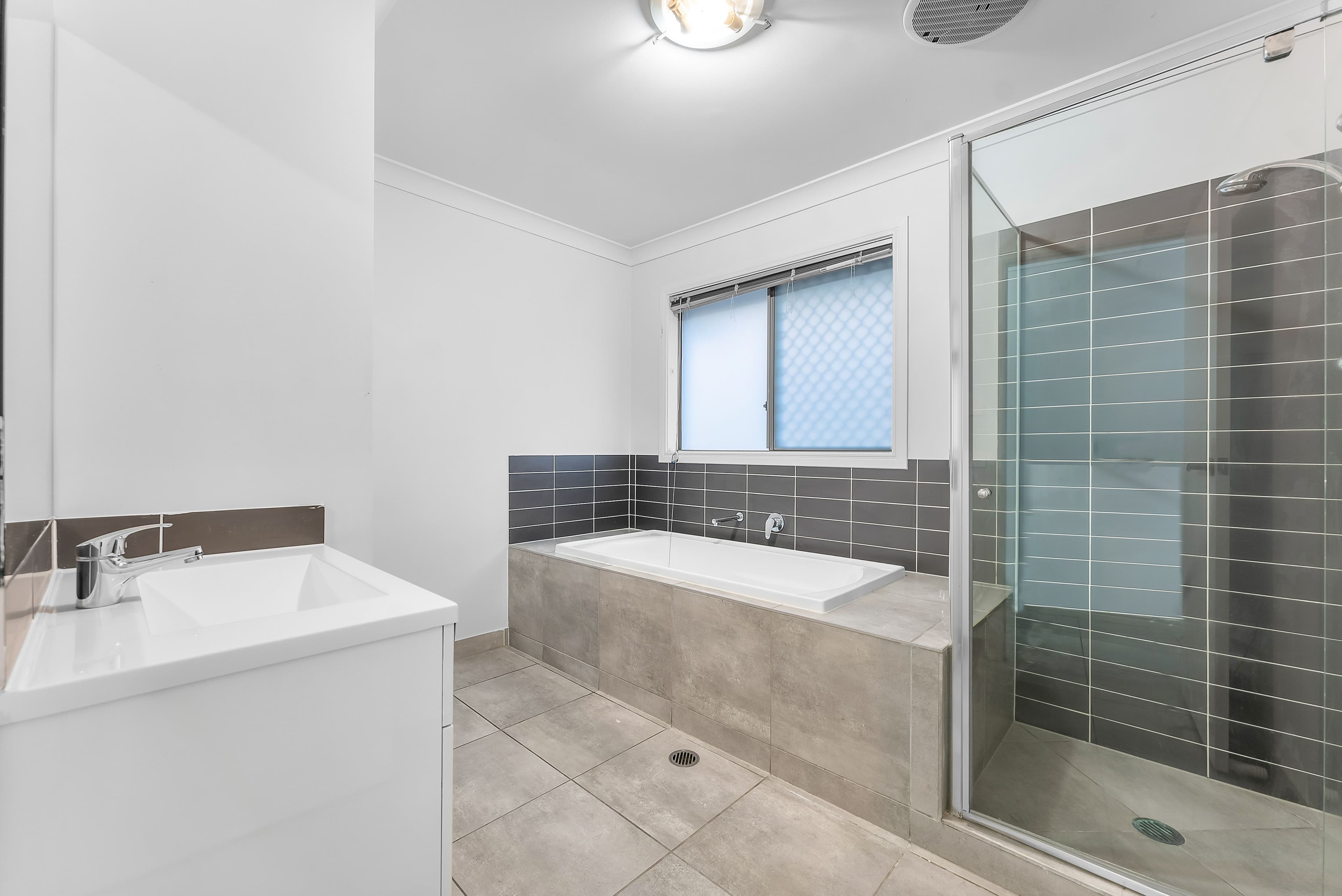 85 Mapleton Drive, North Lakes QLD 4509, North Lakes - Thumbnail 6