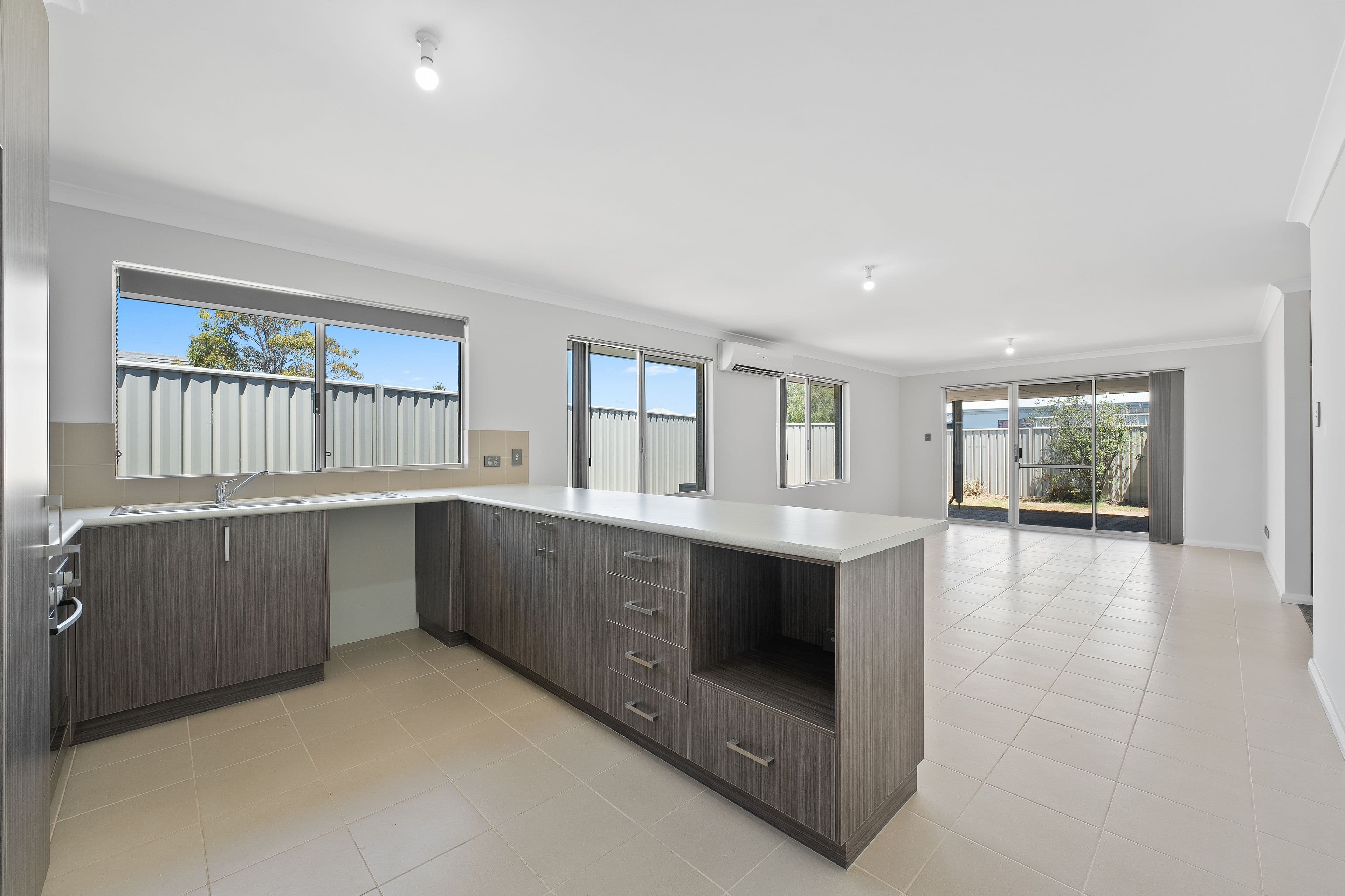 38 Mallina Crescent, Golden Bay WA 6174, Golden Bay - Thumbnail 4