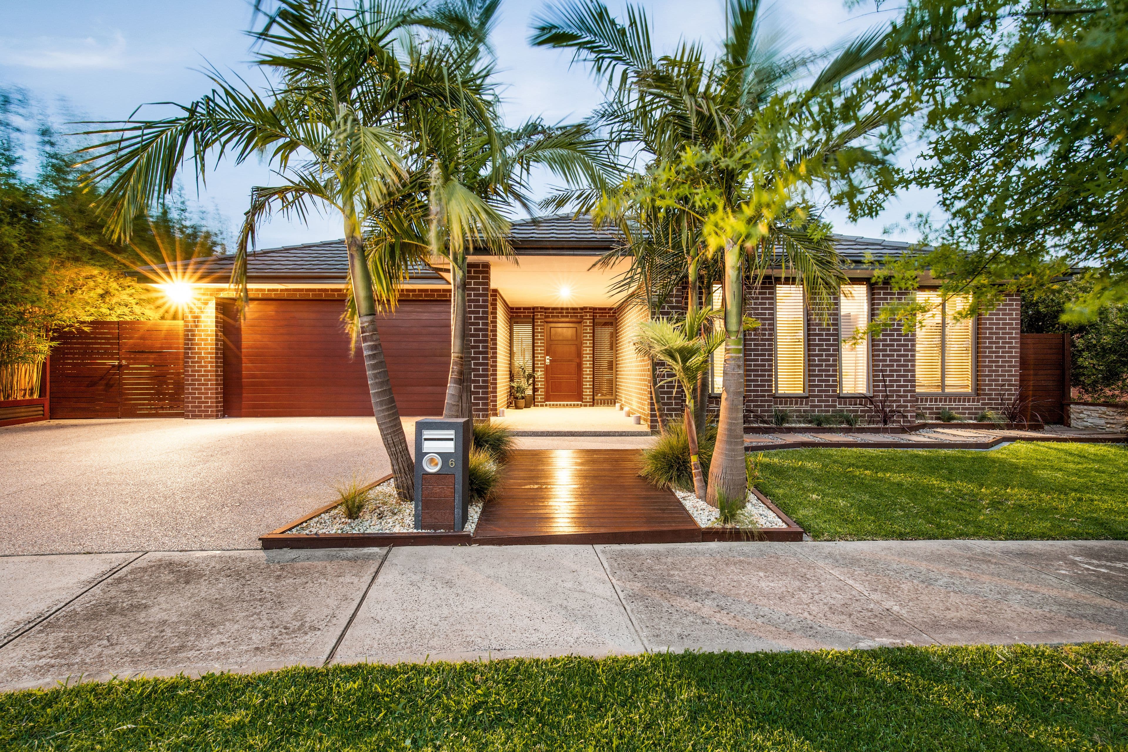 6 Gum Creek Close, Officer VIC 3809, Officer - Image 1