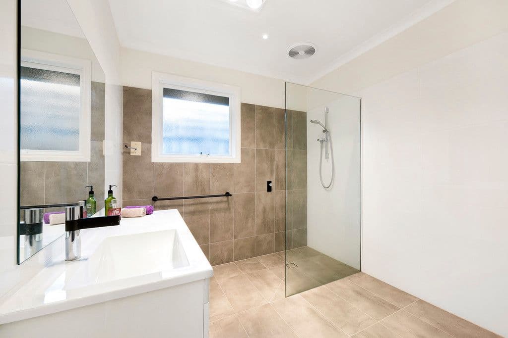 3 Raven Street, Doncaster East VIC 3109, Doncaster East - Thumbnail 4