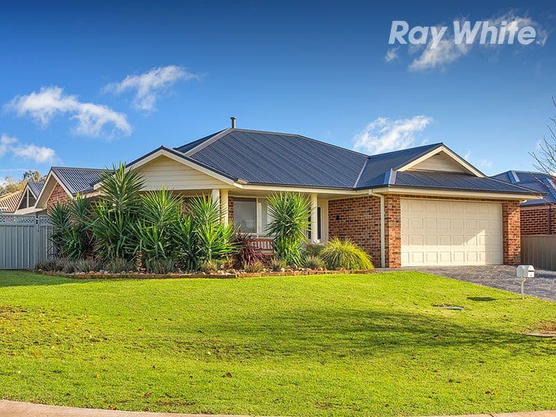8 Swallow Street, Thurgoona - Image 1