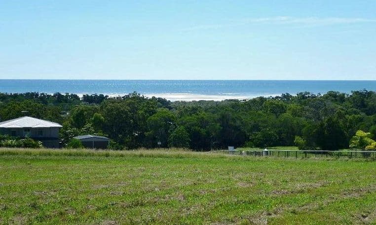 27 Highview Drive, CRAIGNISH QLD 4655, Craignish - Image 1
