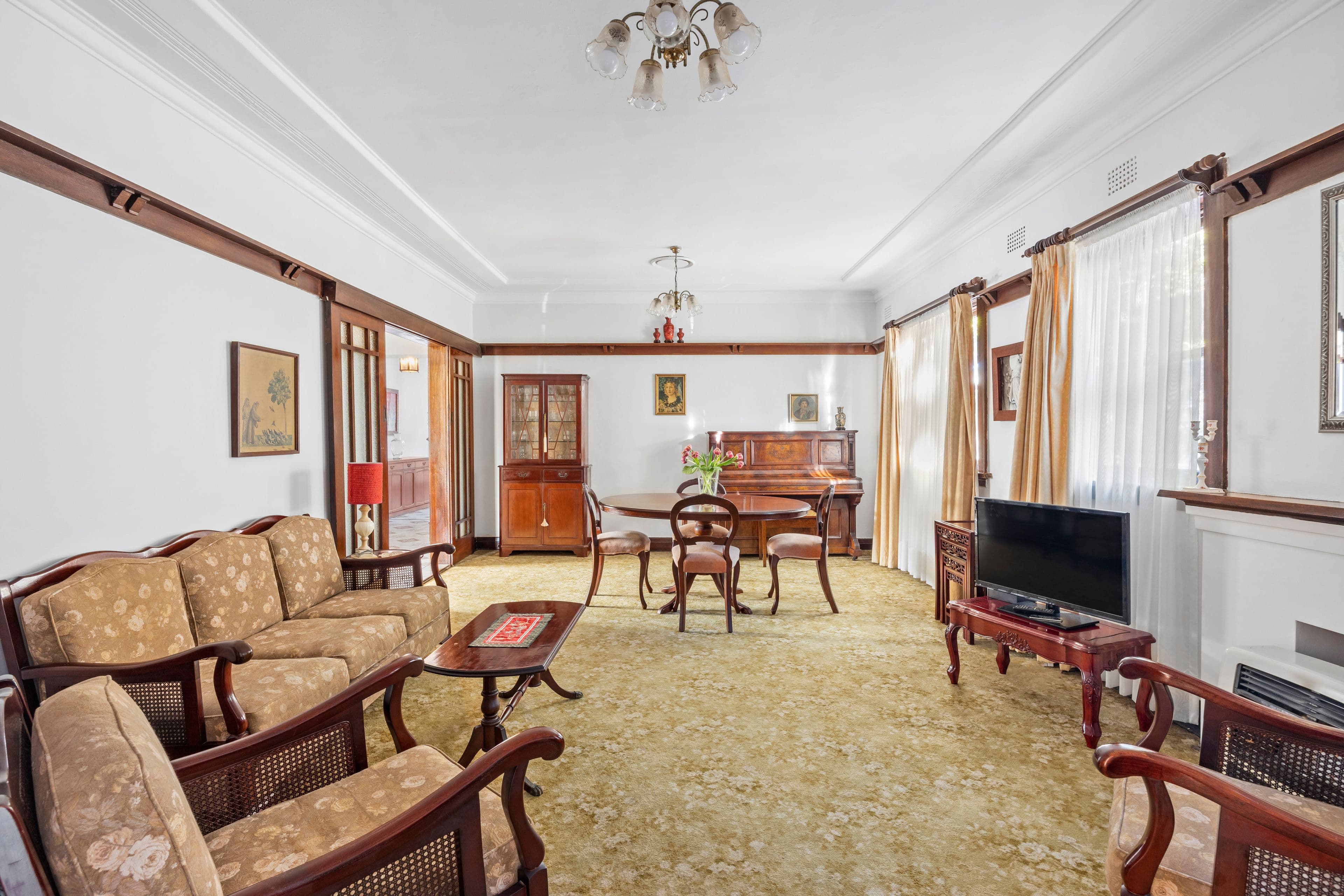 1 Lovat Avenue, Earlwood NSW 2206, Earlwood - Thumbnail 2