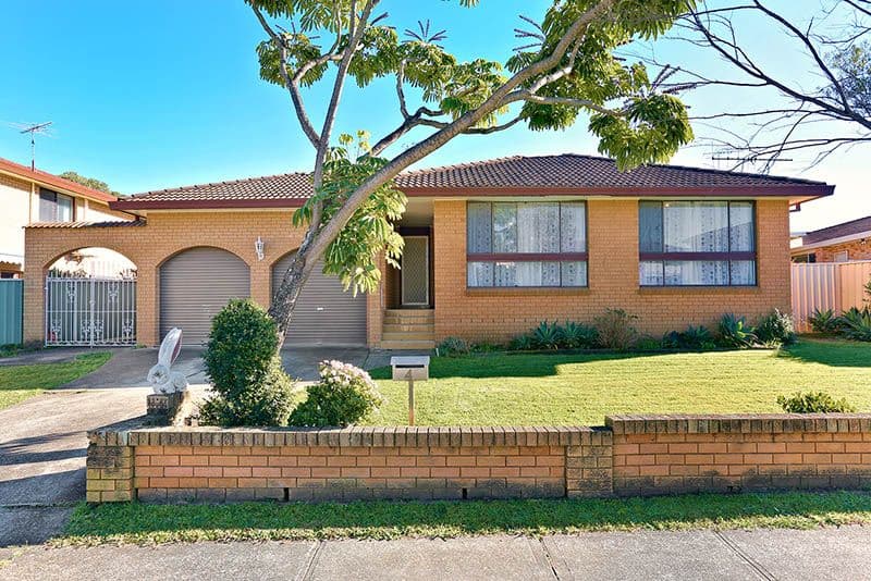 4 Piesley Street, Prairiewood NSW 2176, Prairiewood - Image 1