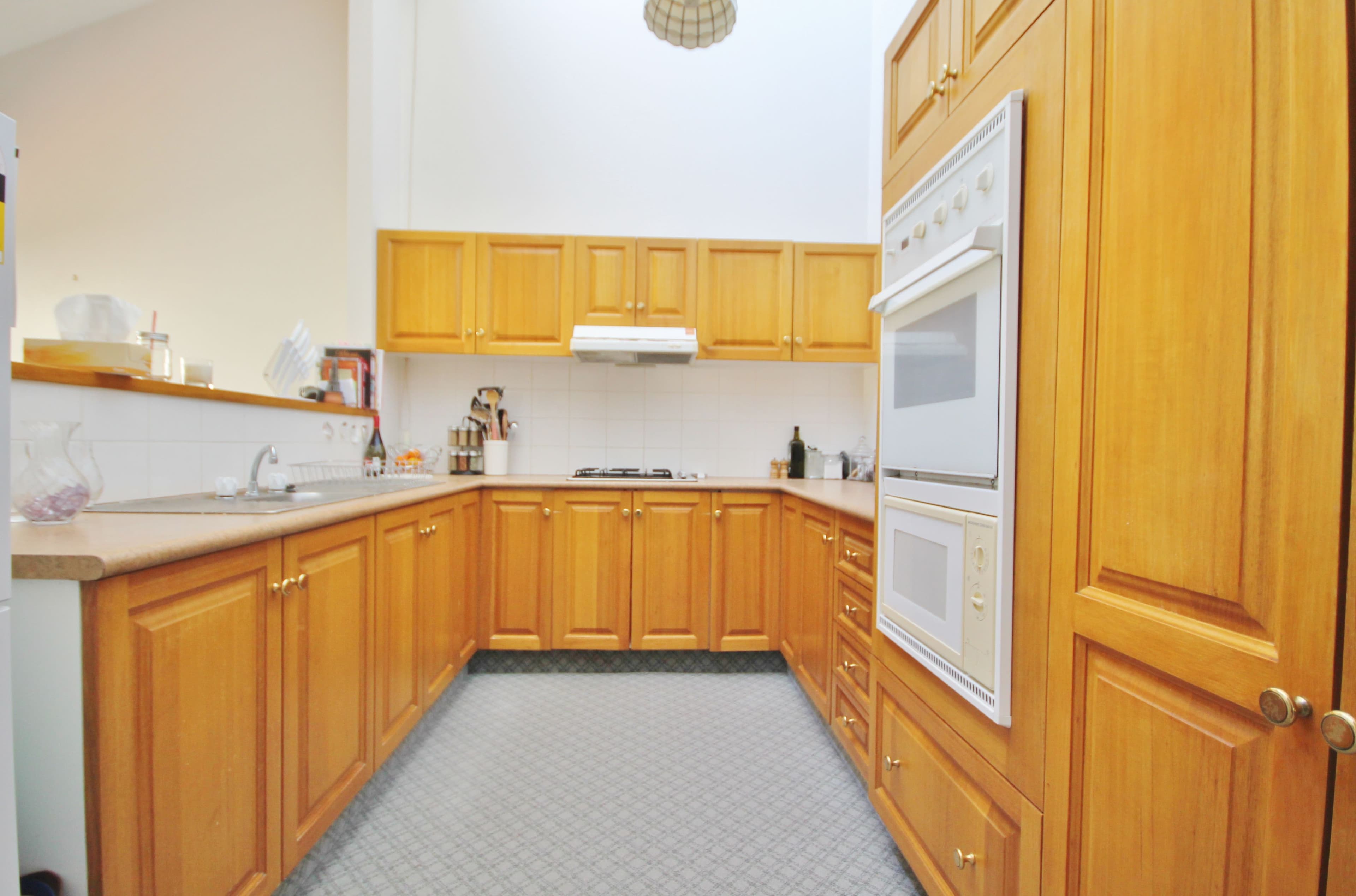 77 Thornhill Street, Young NSW 2594, Young - Thumbnail 2