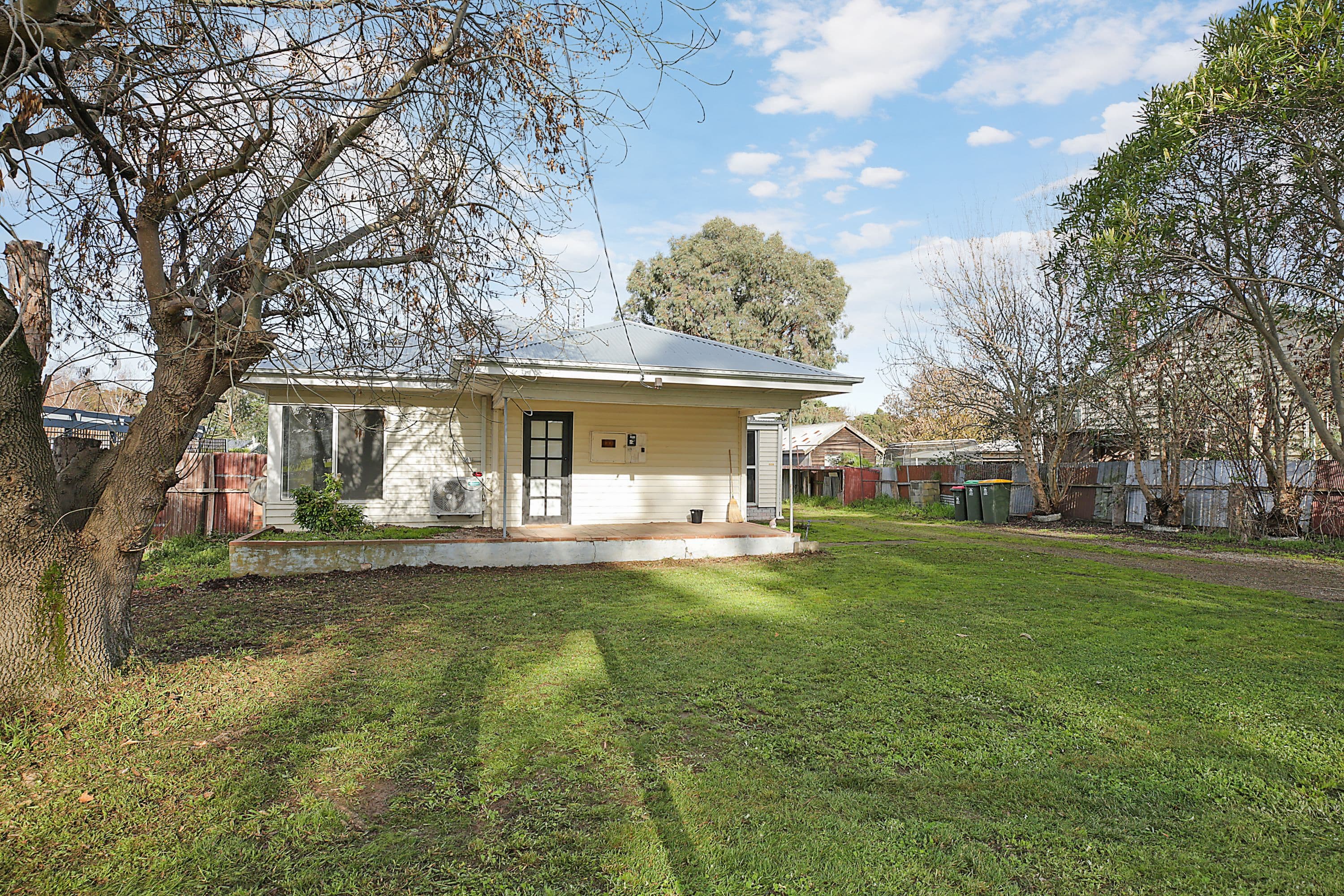 77 Oman Street, Lismore VIC 3324, Lismore - Thumbnail 2