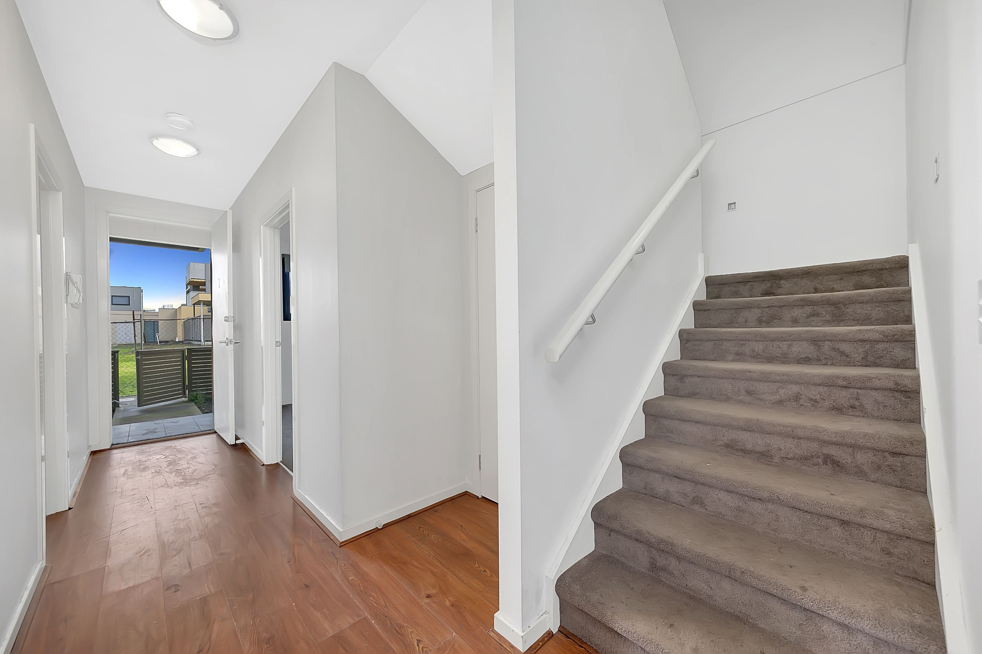 84 Epping Road, Epping VIC 3076, Epping - Thumbnail 2