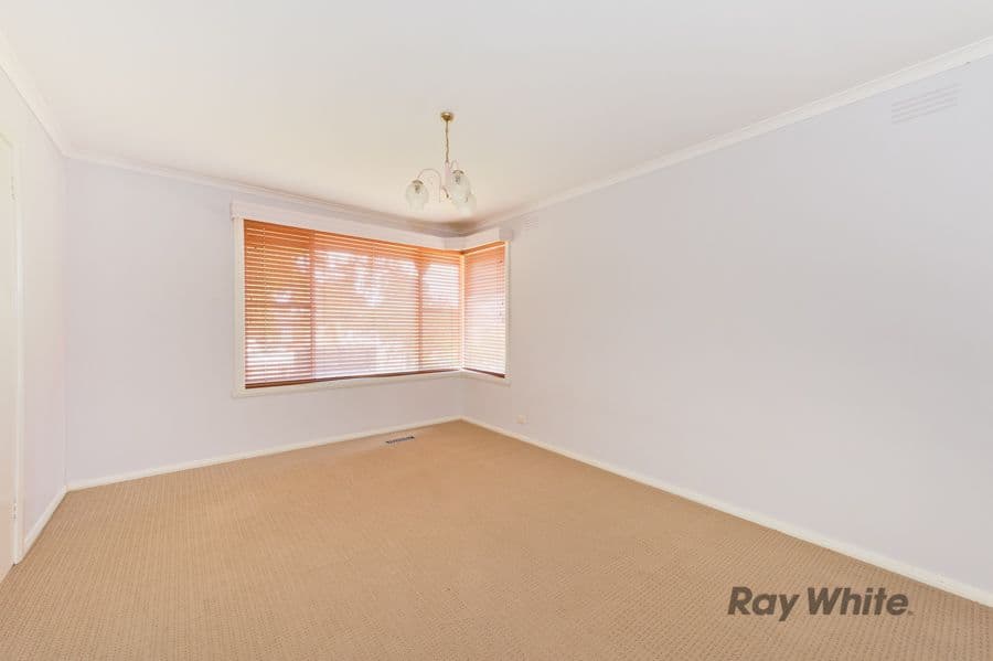 7 Hurley Street, Melton VIC 3337, Melton - Thumbnail 5