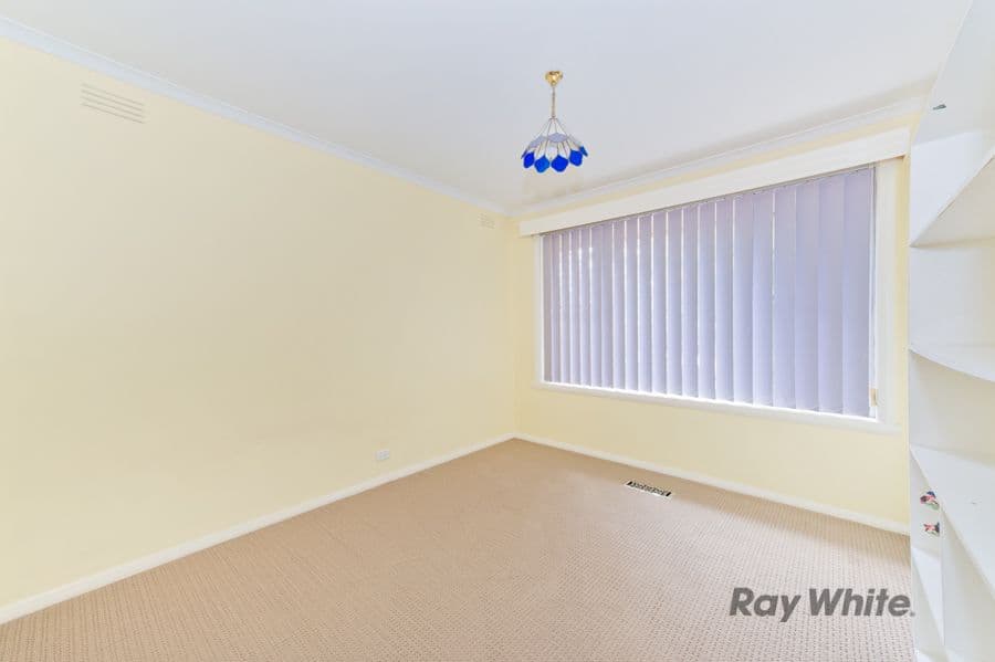 7 Hurley Street, Melton VIC 3337, Melton - Thumbnail 6
