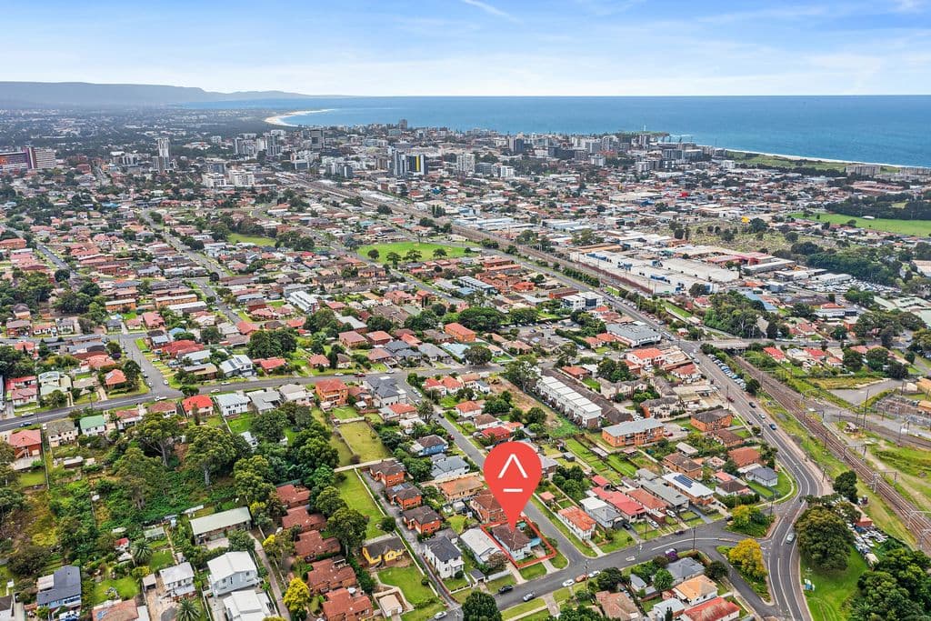 20 Robertson Street, Coniston - Image 1