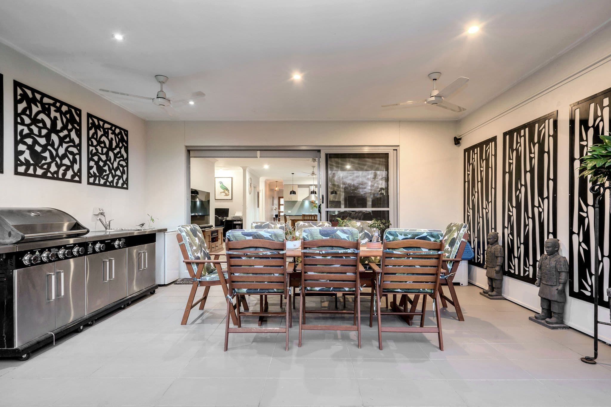 14 Lindeman Circuit, Gainsborough Greens, Pimpama QLD 4209, Pimpama - Thumbnail 4