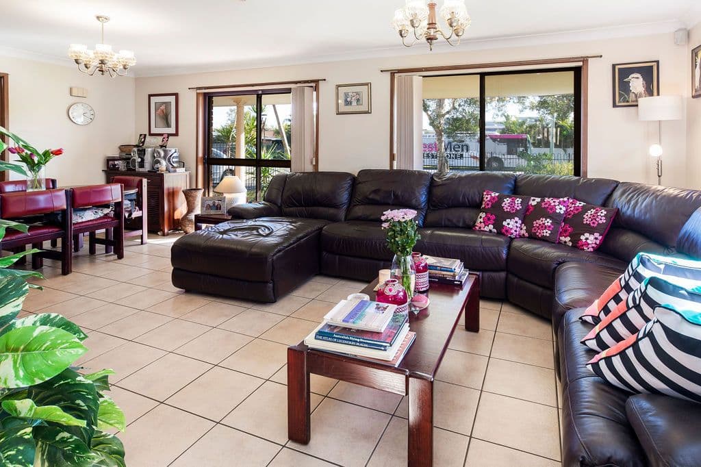 14 Milton Avenue, Paradise Point QLD 4216, Paradise Point - Thumbnail 4