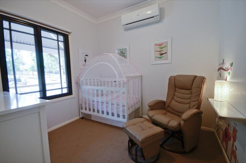 6 Windsor Place, FOREST LAKE QLD 4078, Forest Lake - Thumbnail 7